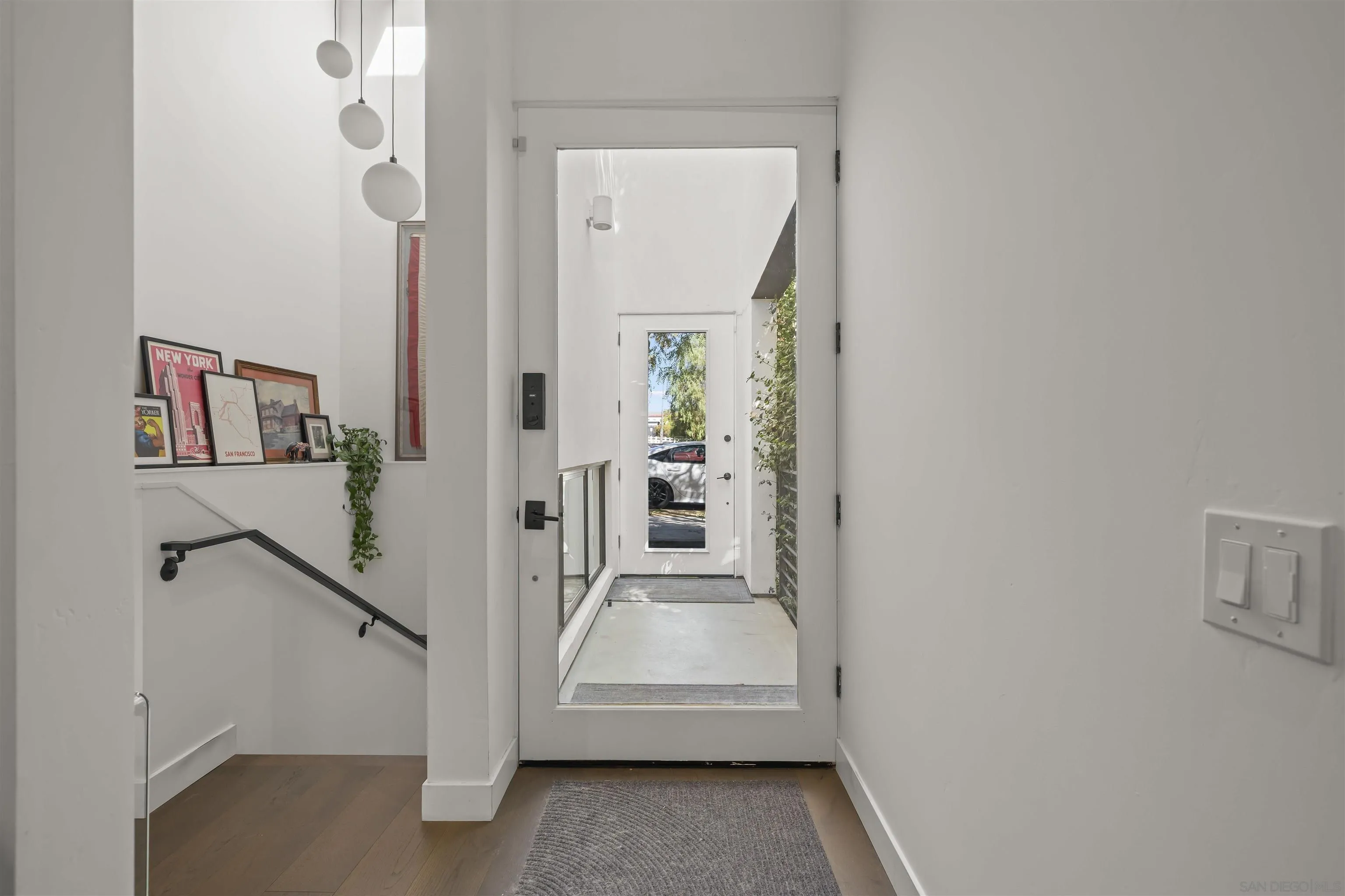 https://cdn.realtyfeed.com/cdn/127/260022744/d8bfa3985ccdcbd1a6d08d2e6f5a2983.webp