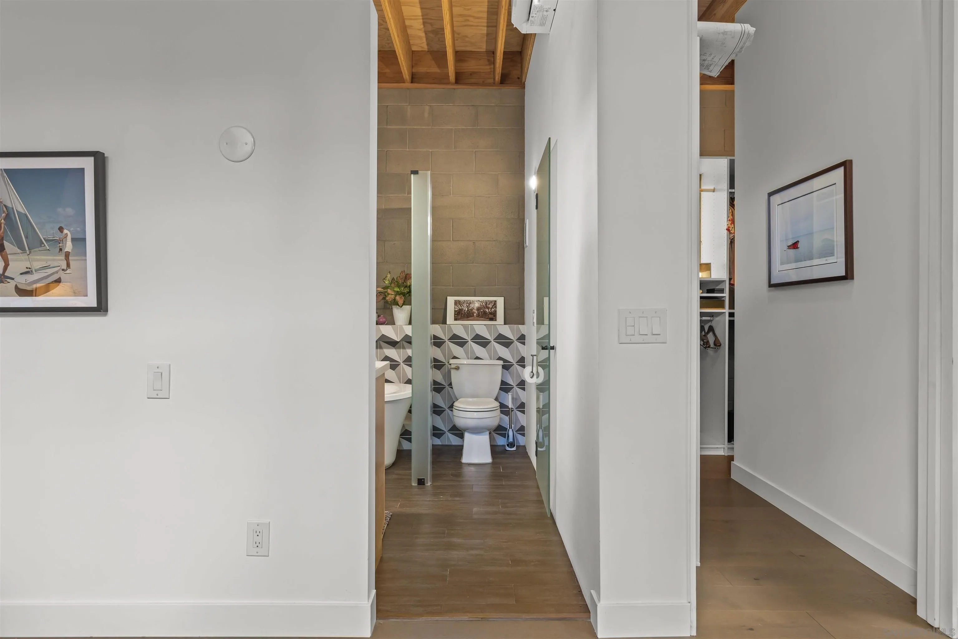https://cdn.realtyfeed.com/cdn/127/260022744/e9c257e6777f32b3d963bd7f03bd403d.webp