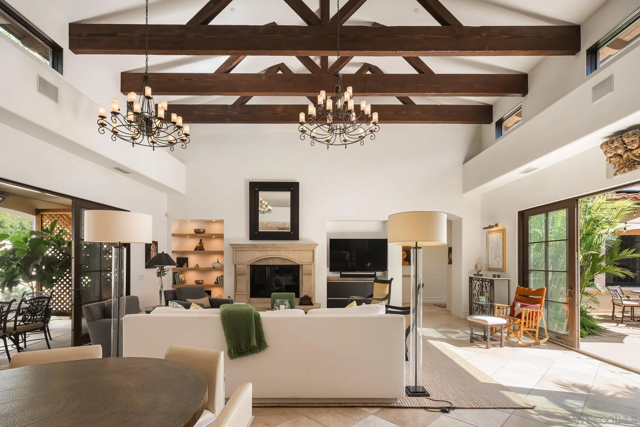 https://cdn.realtyfeed.com/cdn/127/260022752/ea49b760f857542af3428b56a8063b6d.webp
