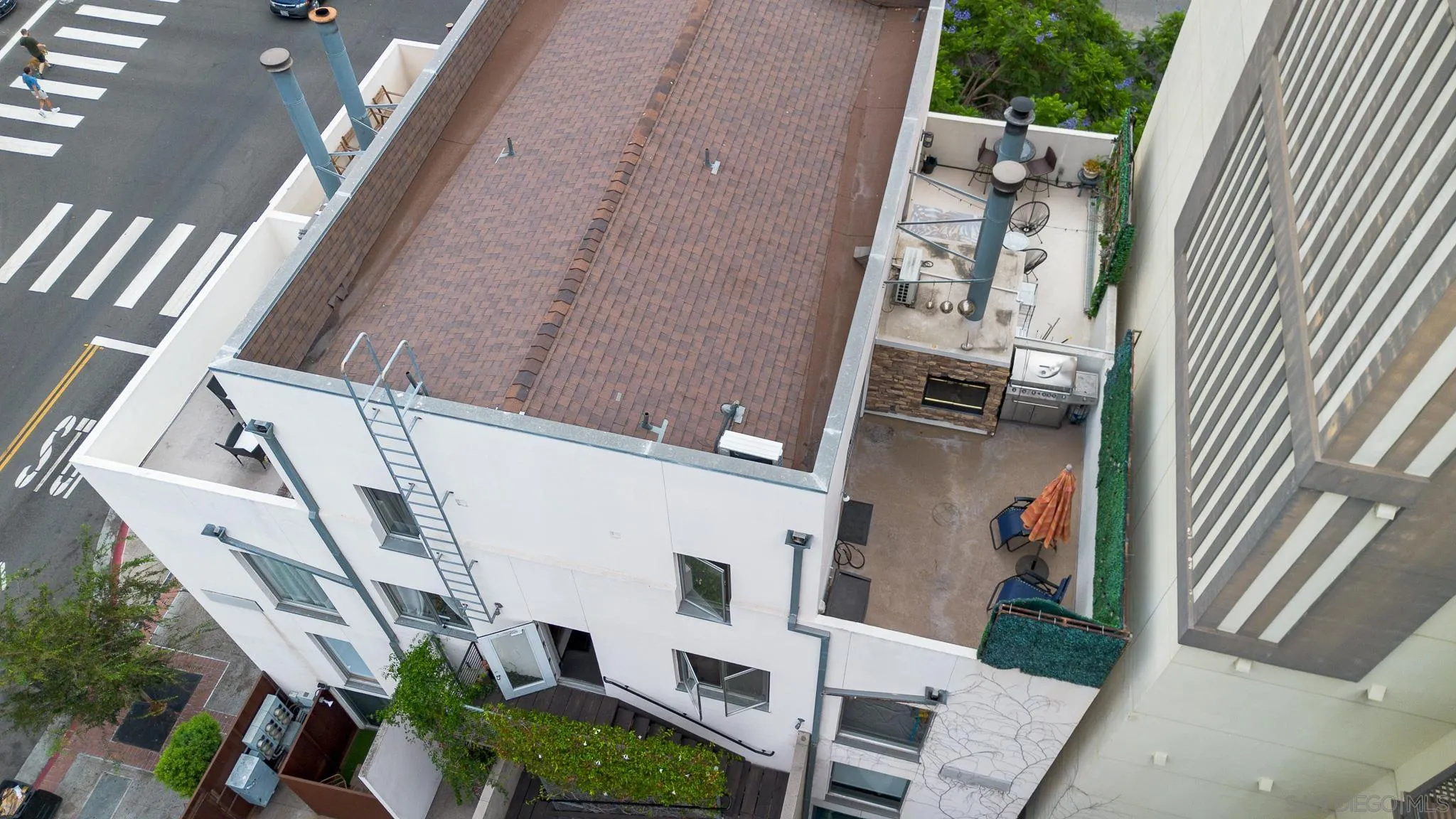 https://cdn.realtyfeed.com/cdn/127/260022753/44ee467ae6603b203baf66aea131f744.webp