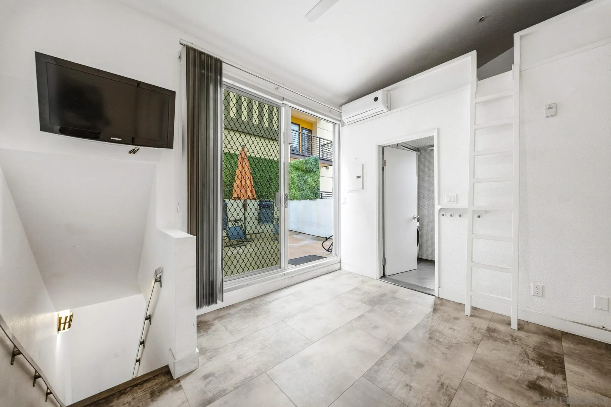 https://cdn.realtyfeed.com/cdn/127/260022753/936fc3c120a46c961fc2ebd534f36310.webp