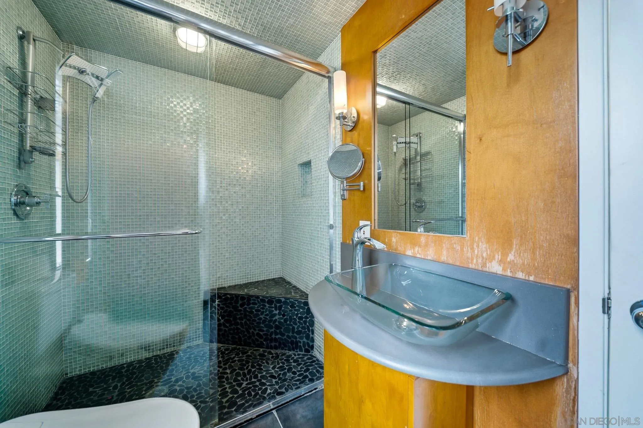 https://cdn.realtyfeed.com/cdn/127/260022753/eebaff4a5a32d2f2f9bd5b6be43063a6.webp