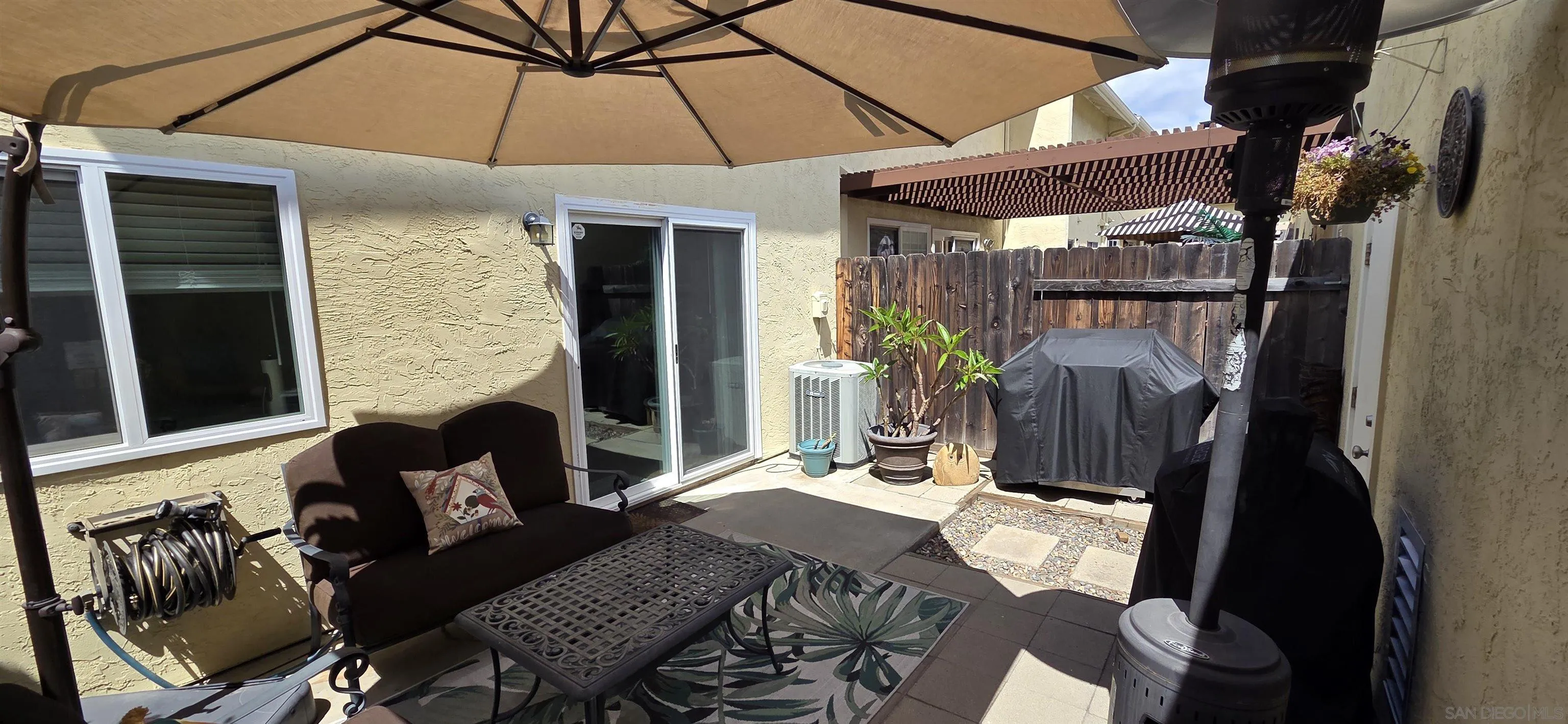 https://cdn.realtyfeed.com/cdn/127/260022754/f9ddc15dd3774dc842439ad85f6dcf5a.webp