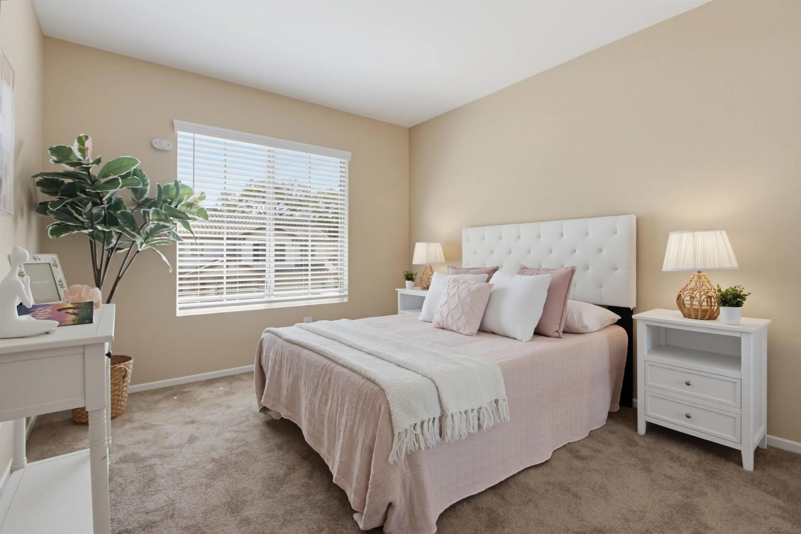 https://cdn.realtyfeed.com/cdn/127/260022755/2355e7bc27460796f1b3c3bcee004922.webp