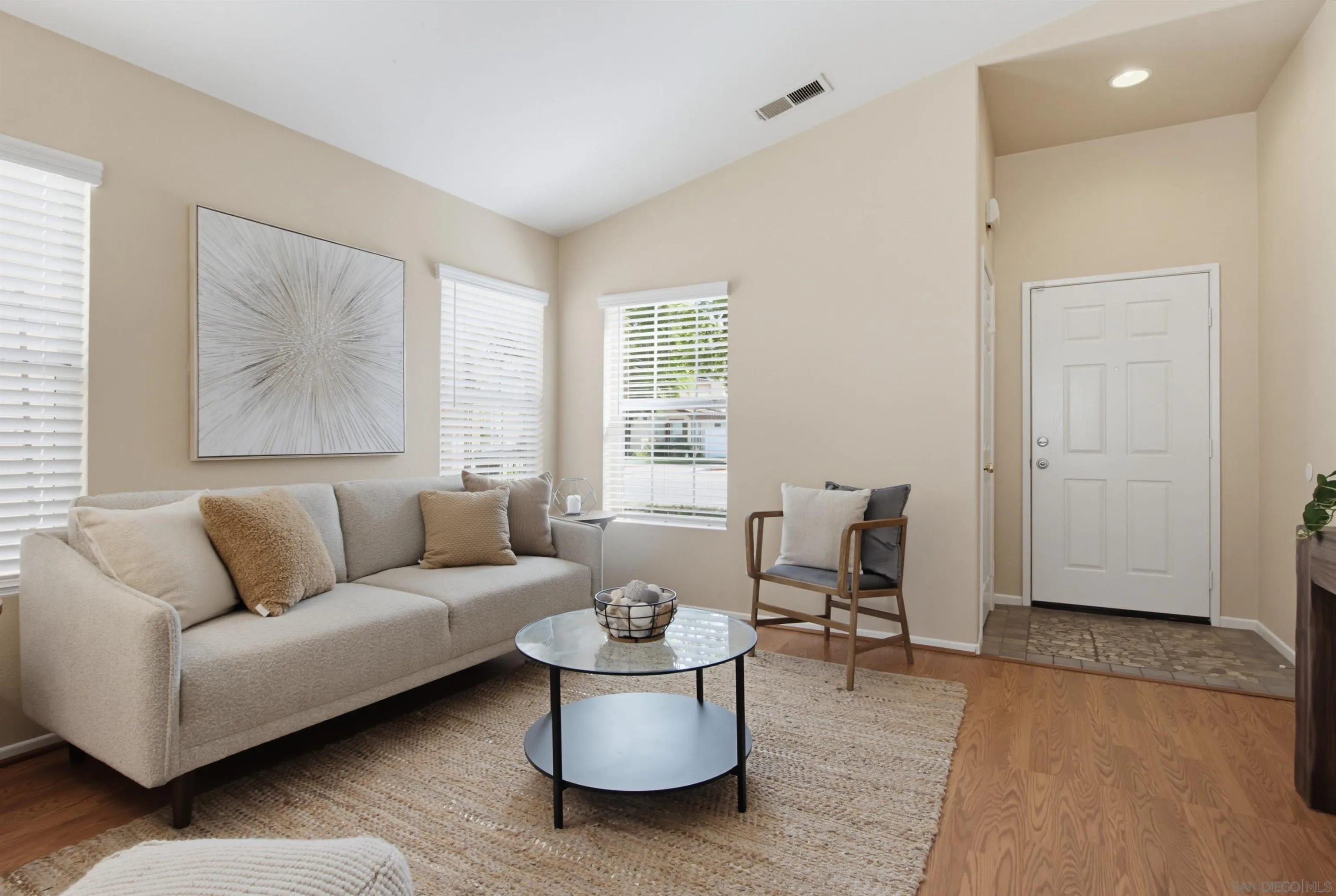 https://cdn.realtyfeed.com/cdn/127/260022755/7d303ce0b257e2fc31099d36c86a9031.webp