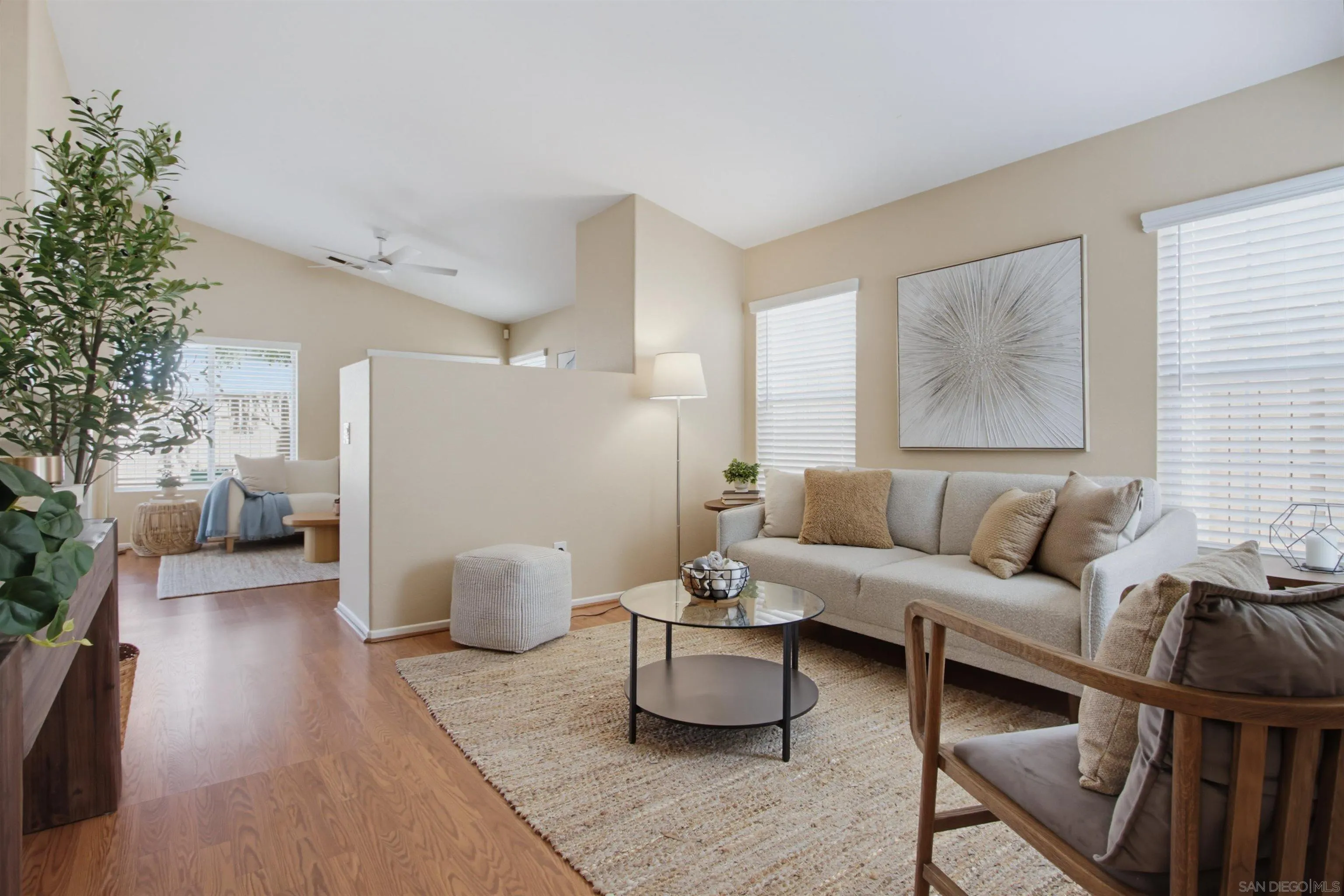 https://cdn.realtyfeed.com/cdn/127/260022755/c41da3f8b00e6c60ad04cdca652827a8.webp