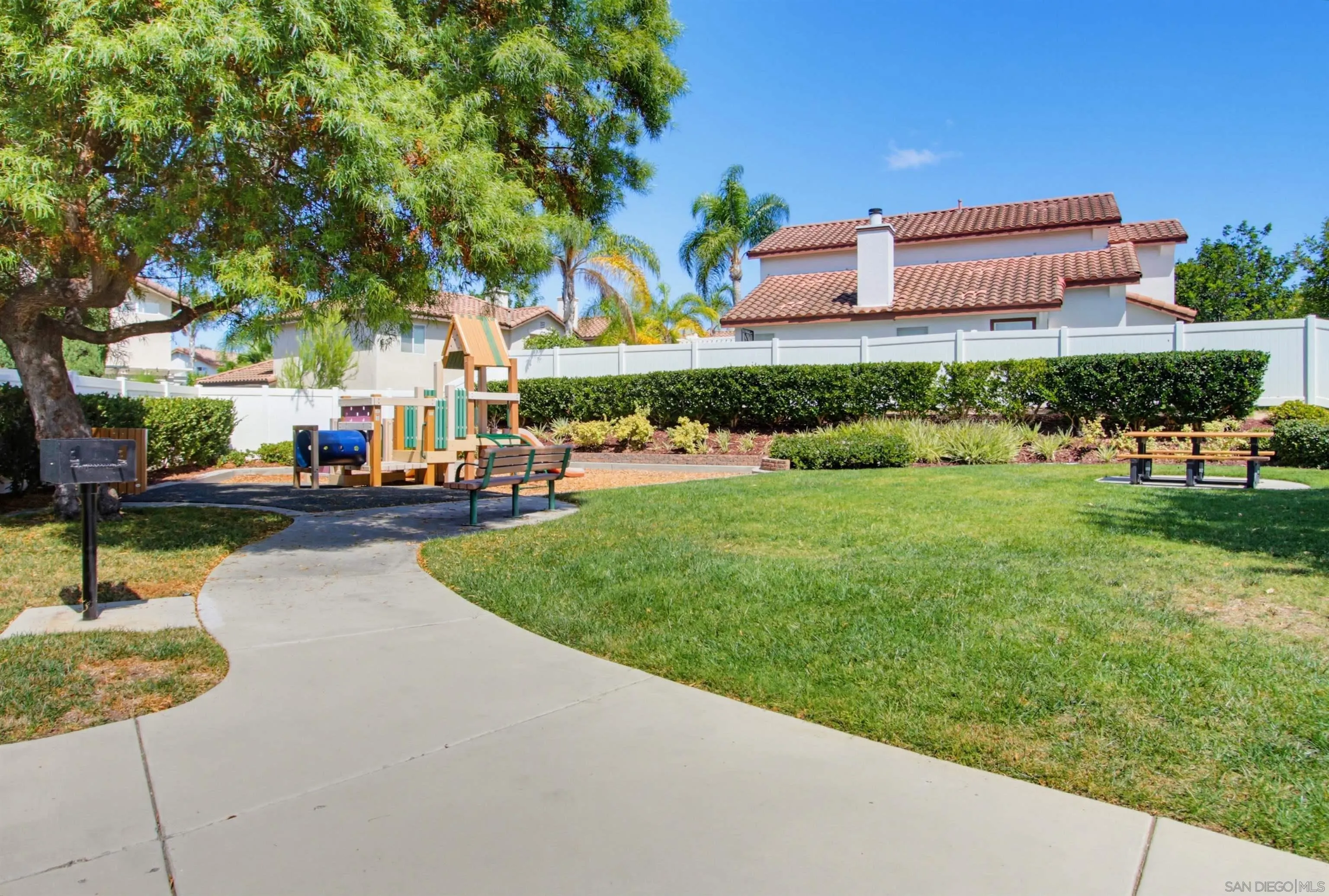 https://cdn.realtyfeed.com/cdn/127/260022755/c754d5575dc48aae7dc0e145c8bec348.webp