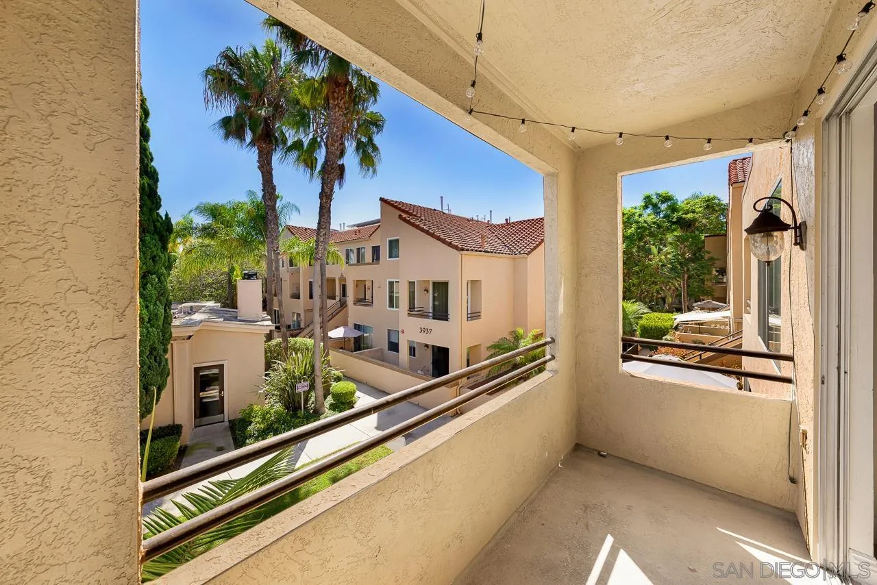 https://cdn.realtyfeed.com/cdn/127/260022757/7159f10aaaa3dfba849006eb8556f379.webp