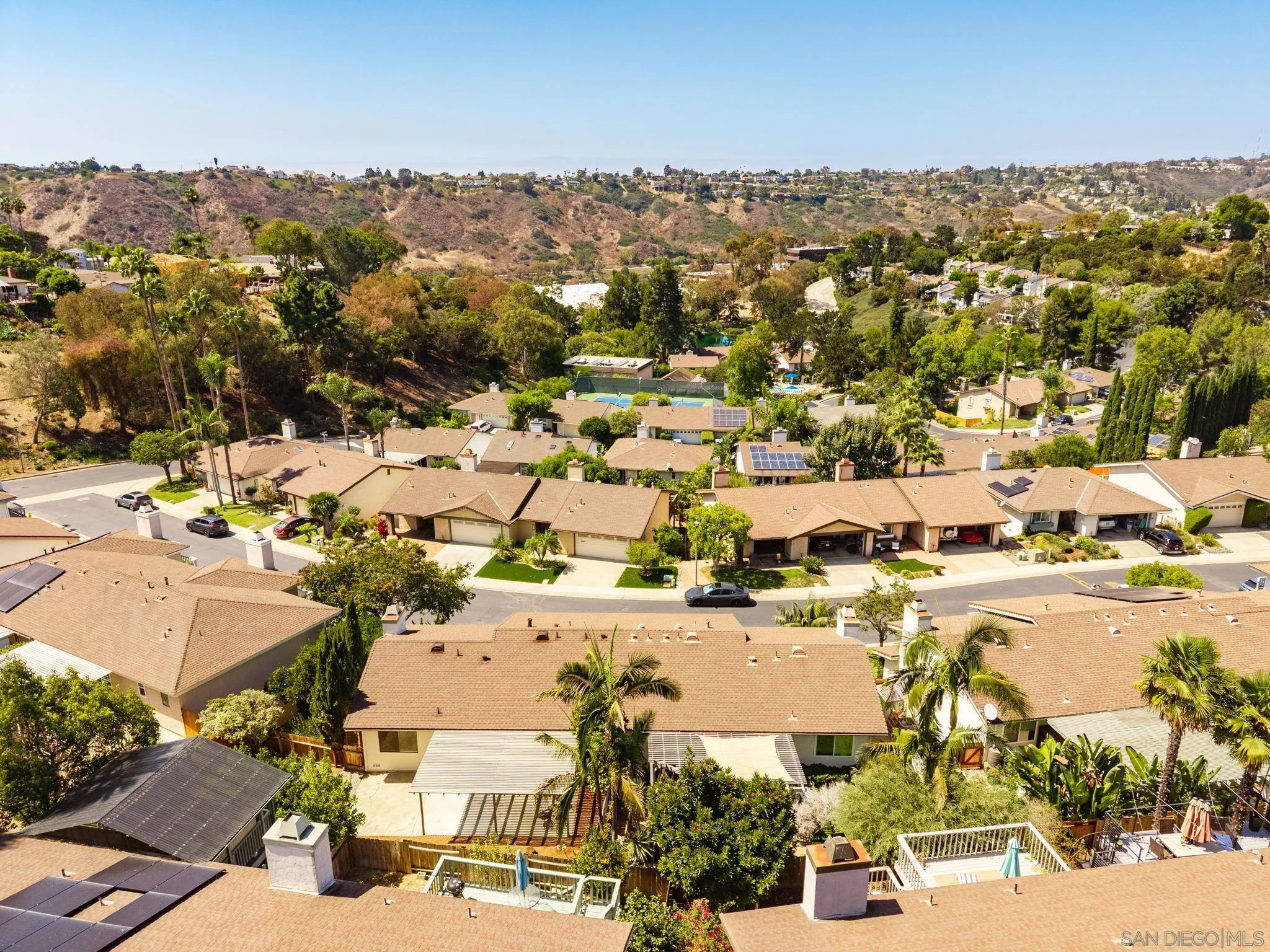 https://cdn.realtyfeed.com/cdn/127/260022764/d8affb0109f8c5ebdd395b3b020fb925.webp