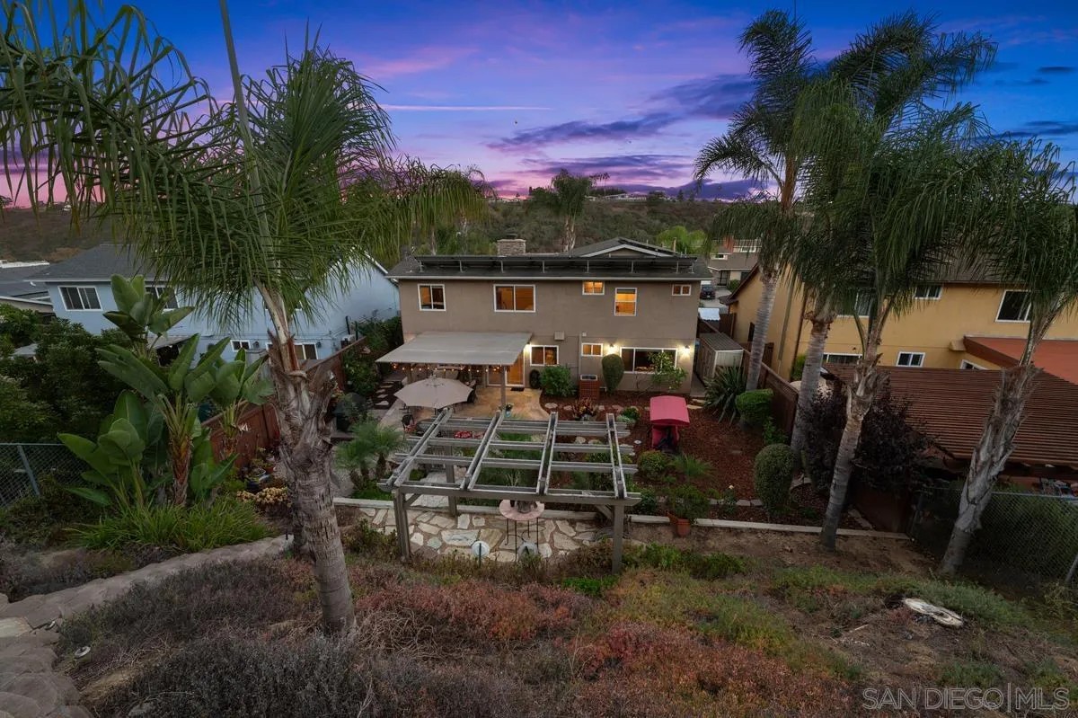 https://cdn.realtyfeed.com/cdn/127/260022767/5f2262fb598f2d6eed80379f77d43ec3.webp