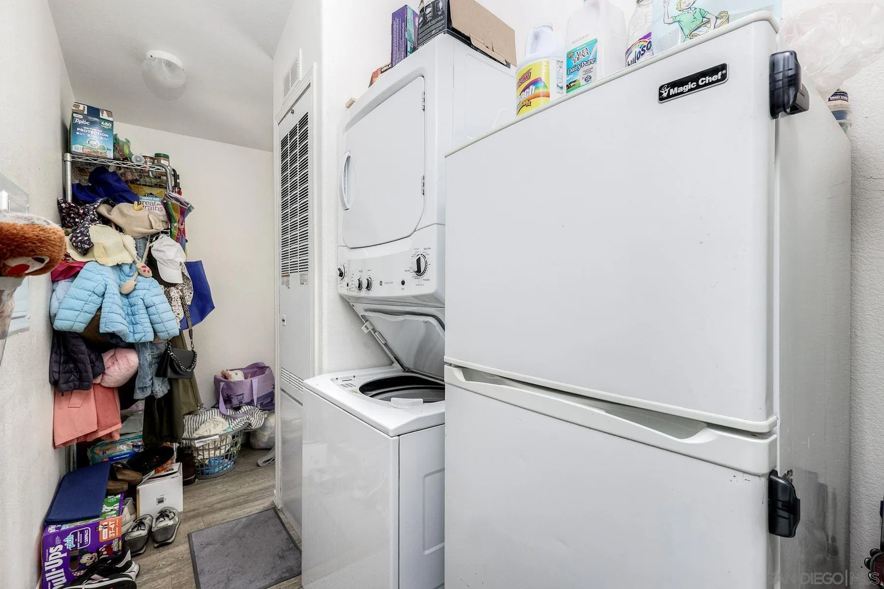 https://cdn.realtyfeed.com/cdn/127/260022768/f596574f307661edf305538fd0e10c0d.webp