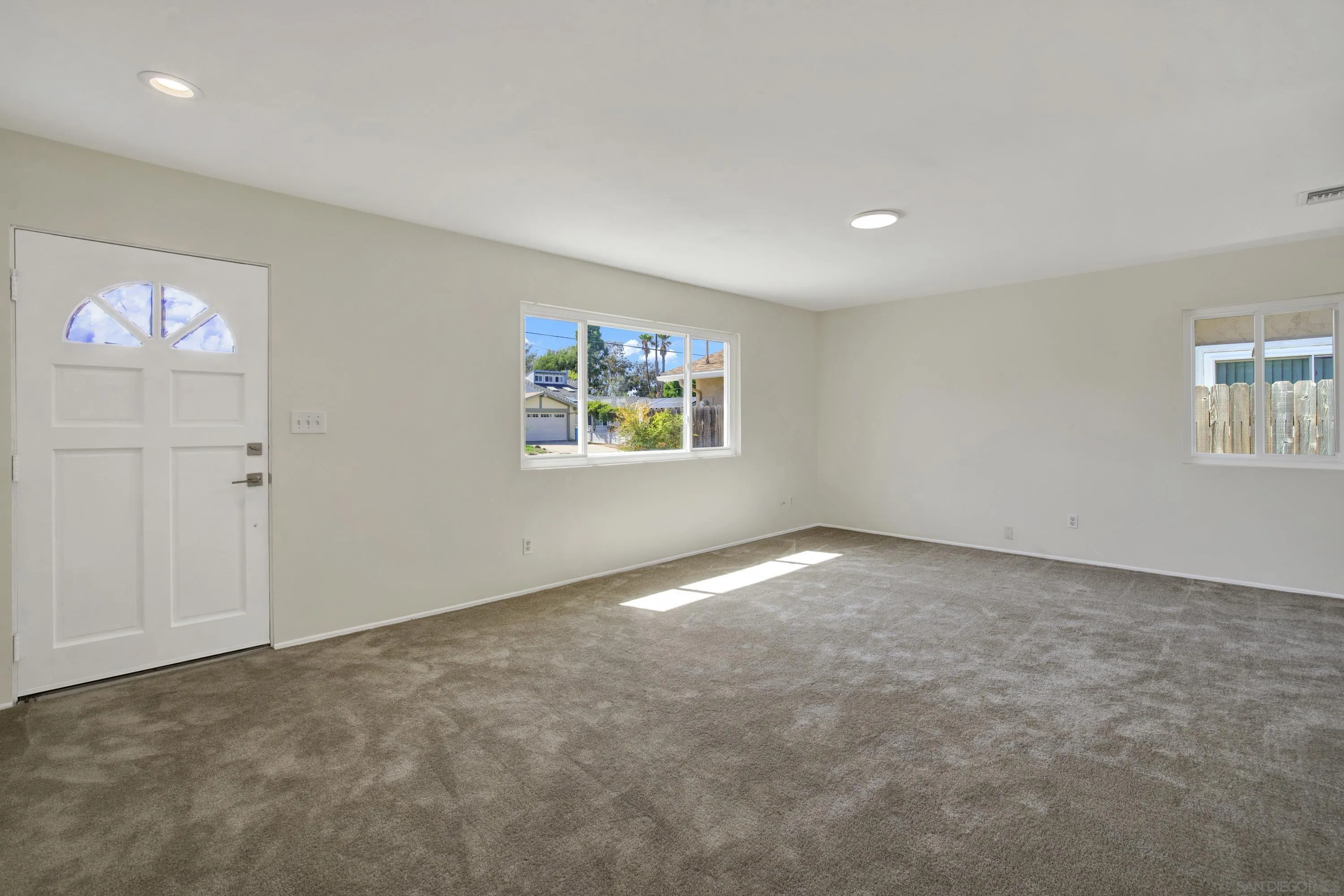 https://cdn.realtyfeed.com/cdn/127/260022770/3cfd6d5179a20f6467450a7431a2b26a.webp