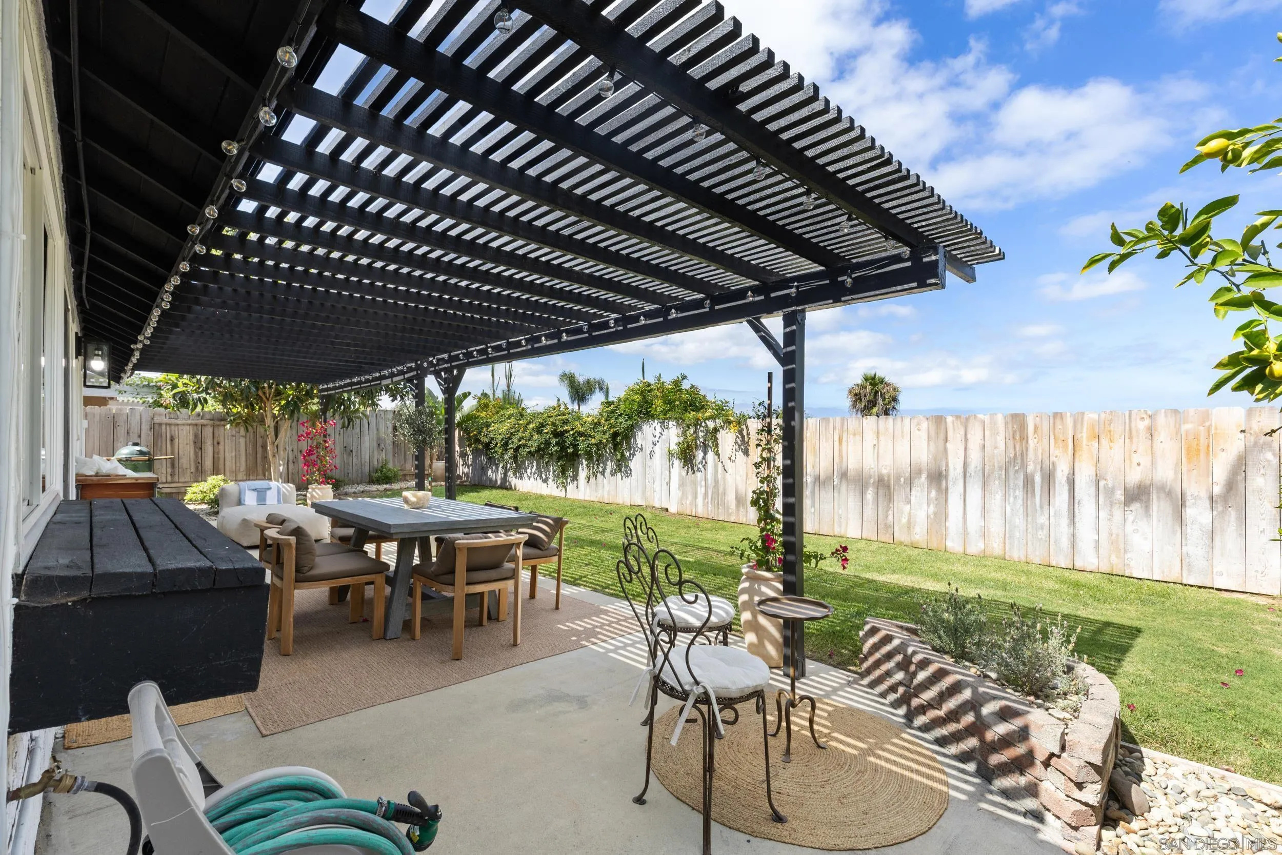 https://cdn.realtyfeed.com/cdn/127/260022771/39d497851ae8cc7b938b25ccc24c8d98.webp