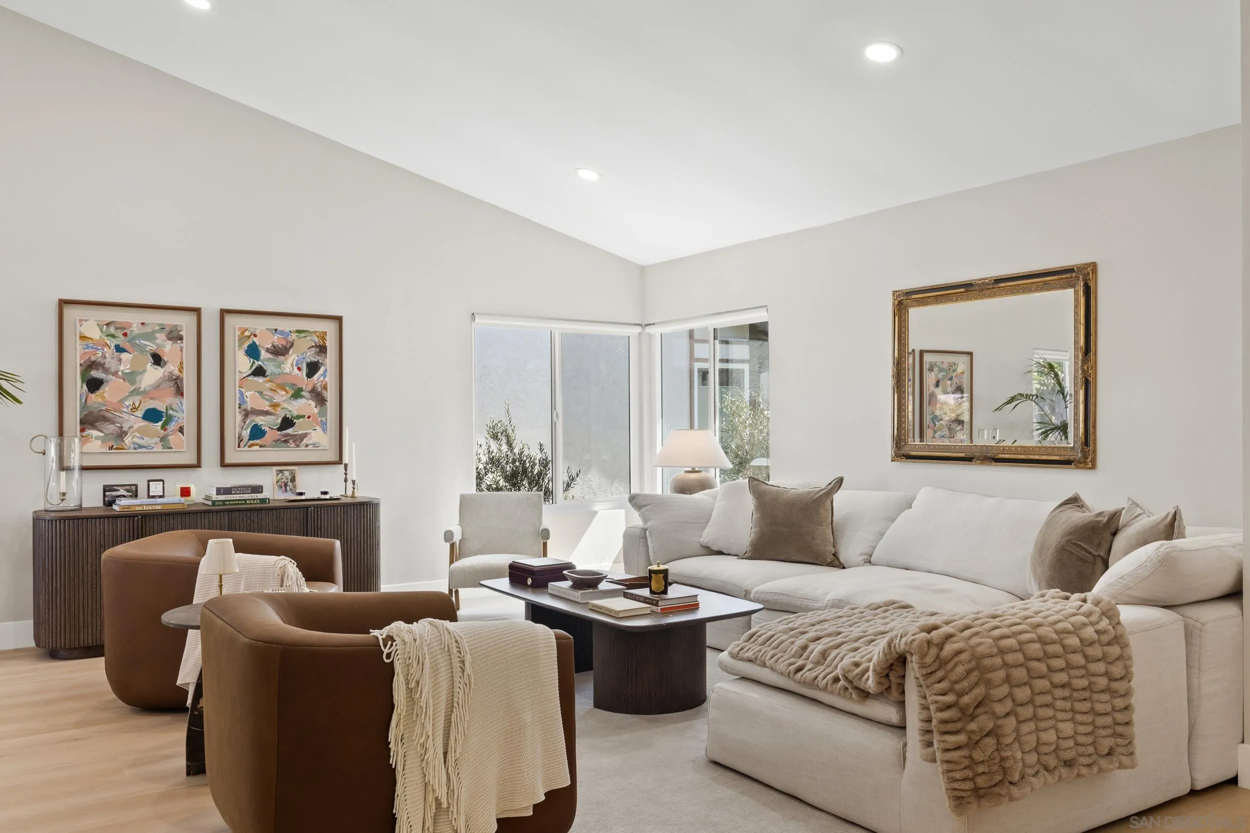 https://cdn.realtyfeed.com/cdn/127/260022771/407dd1809d0f93d43bdcee7a80544959.webp