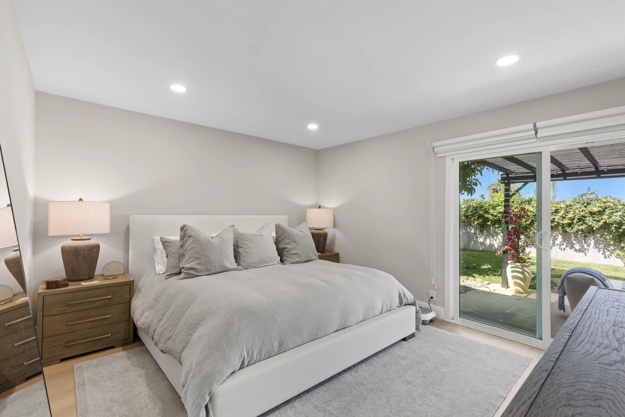 https://cdn.realtyfeed.com/cdn/127/260022771/fe38b2b3d4647c704bf87612c3397f57.webp