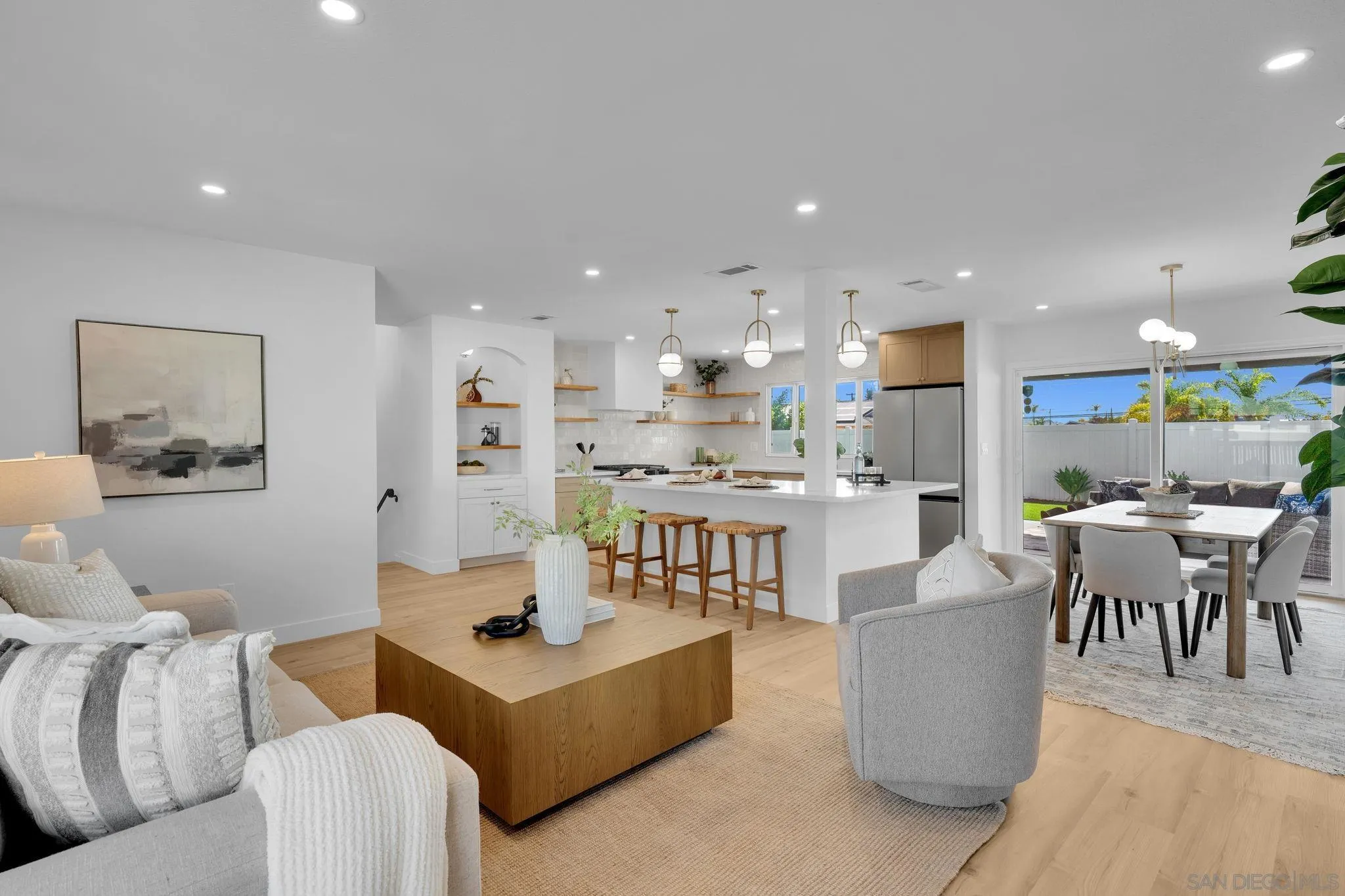 https://cdn.realtyfeed.com/cdn/127/260022776/24ee72099ad890ba4da5f2f2e1840e78.webp