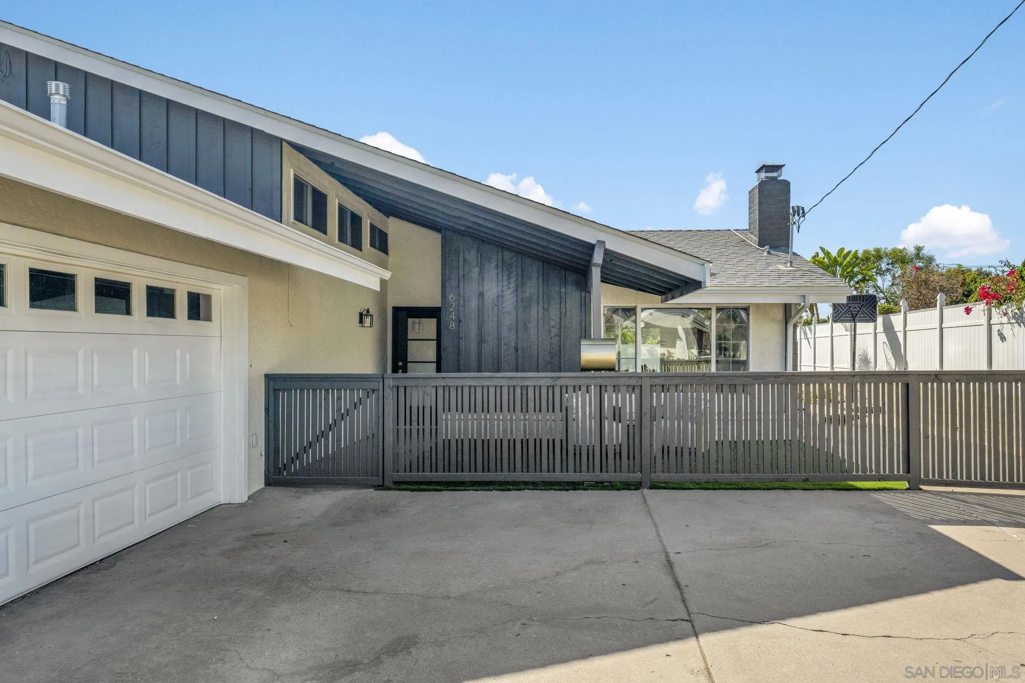 6248 Spruce Lake Ave, San Diego, CA 92119 - Photo 2 of 39, San Diego, CA
