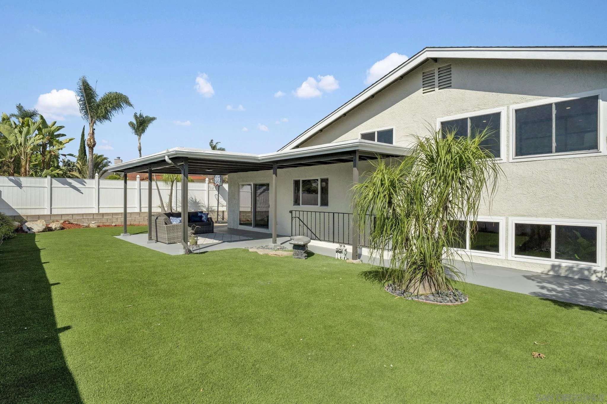 https://cdn.realtyfeed.com/cdn/127/260022776/d63b50407c75f697074c4791023920f1.webp