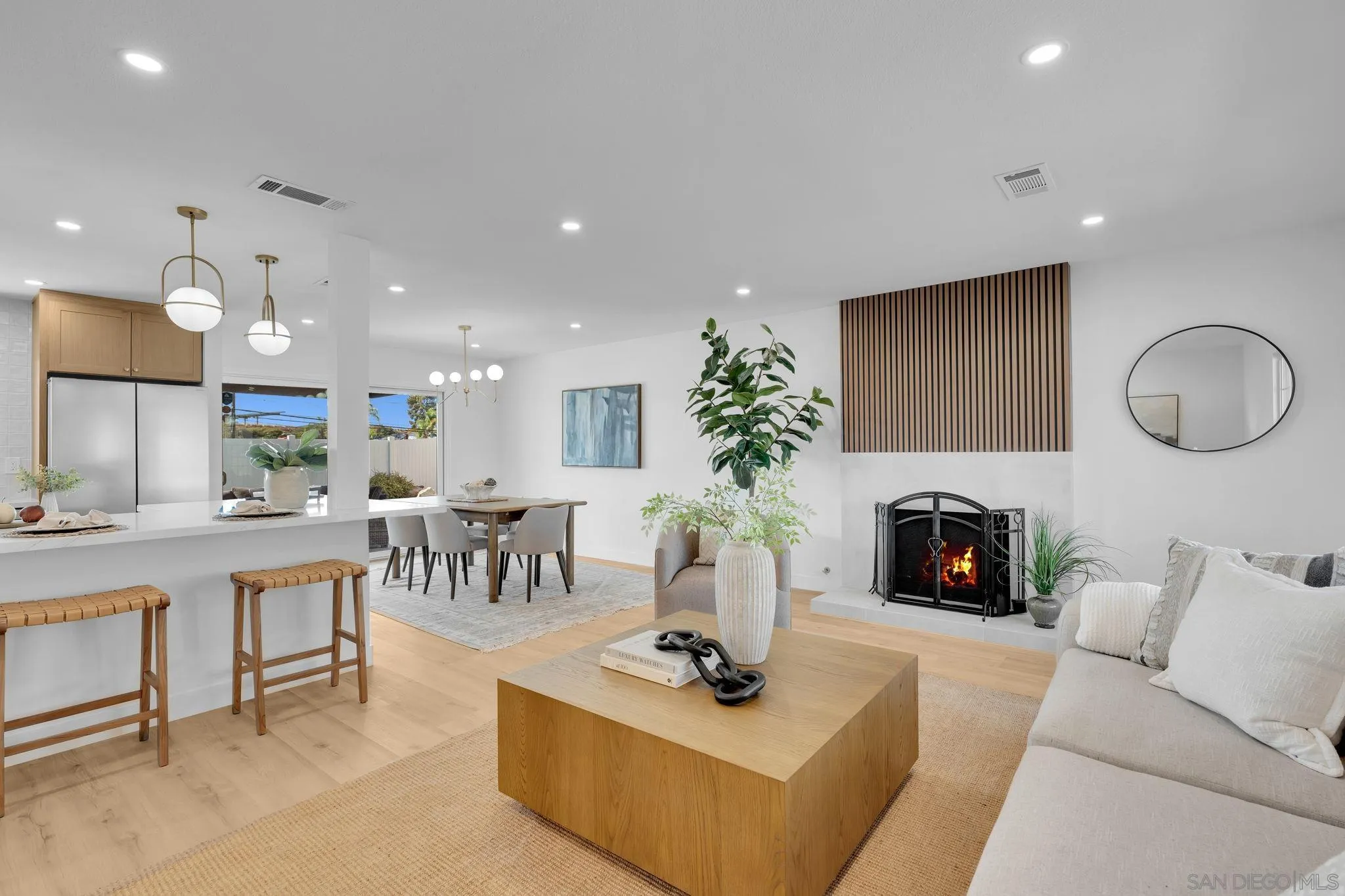 https://cdn.realtyfeed.com/cdn/127/260022776/f5726f93115d192d962c0df008dee615.webp