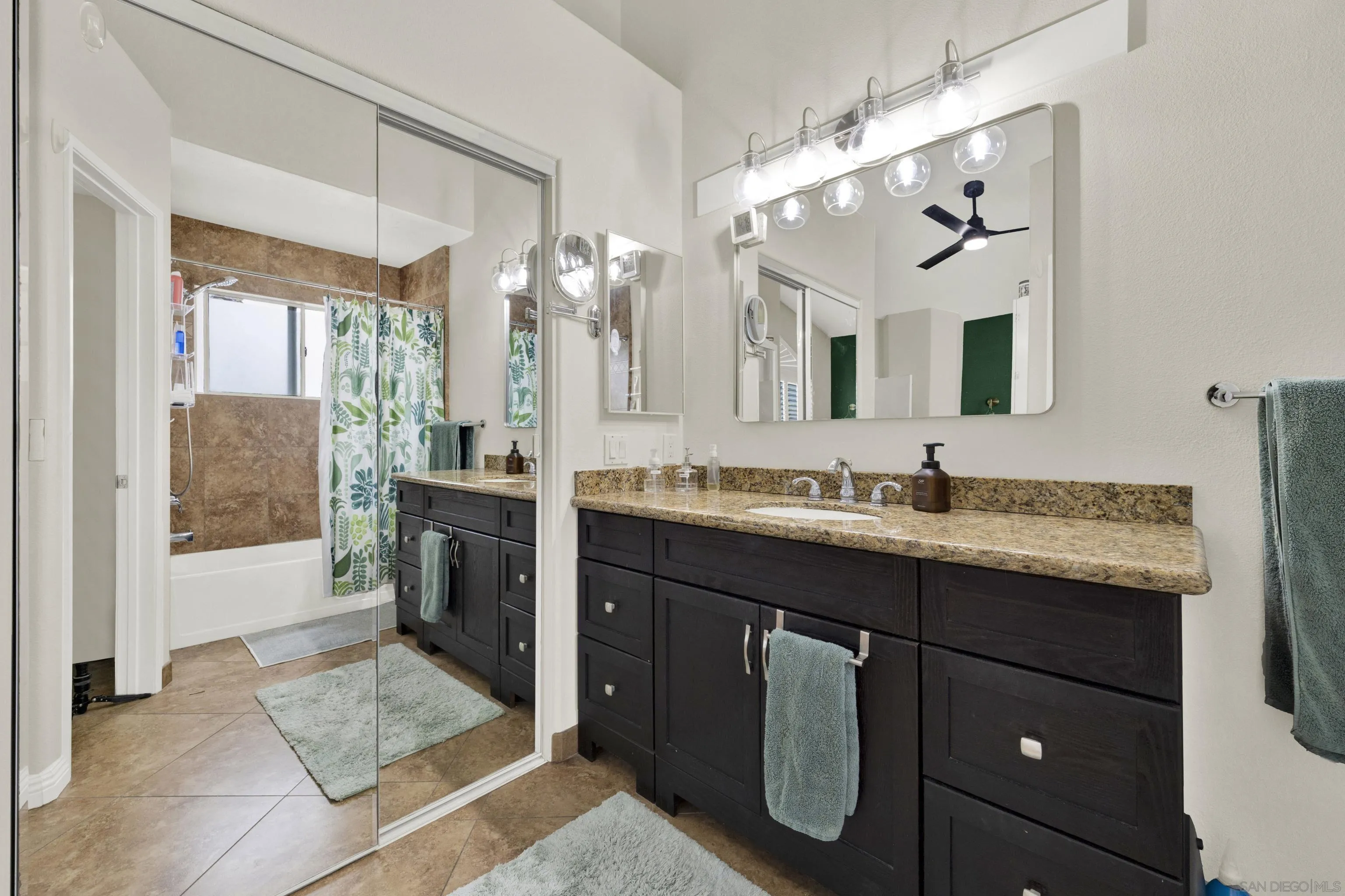https://cdn.realtyfeed.com/cdn/127/260022777/5df60997d23dea89874fc4903210c1f0.webp