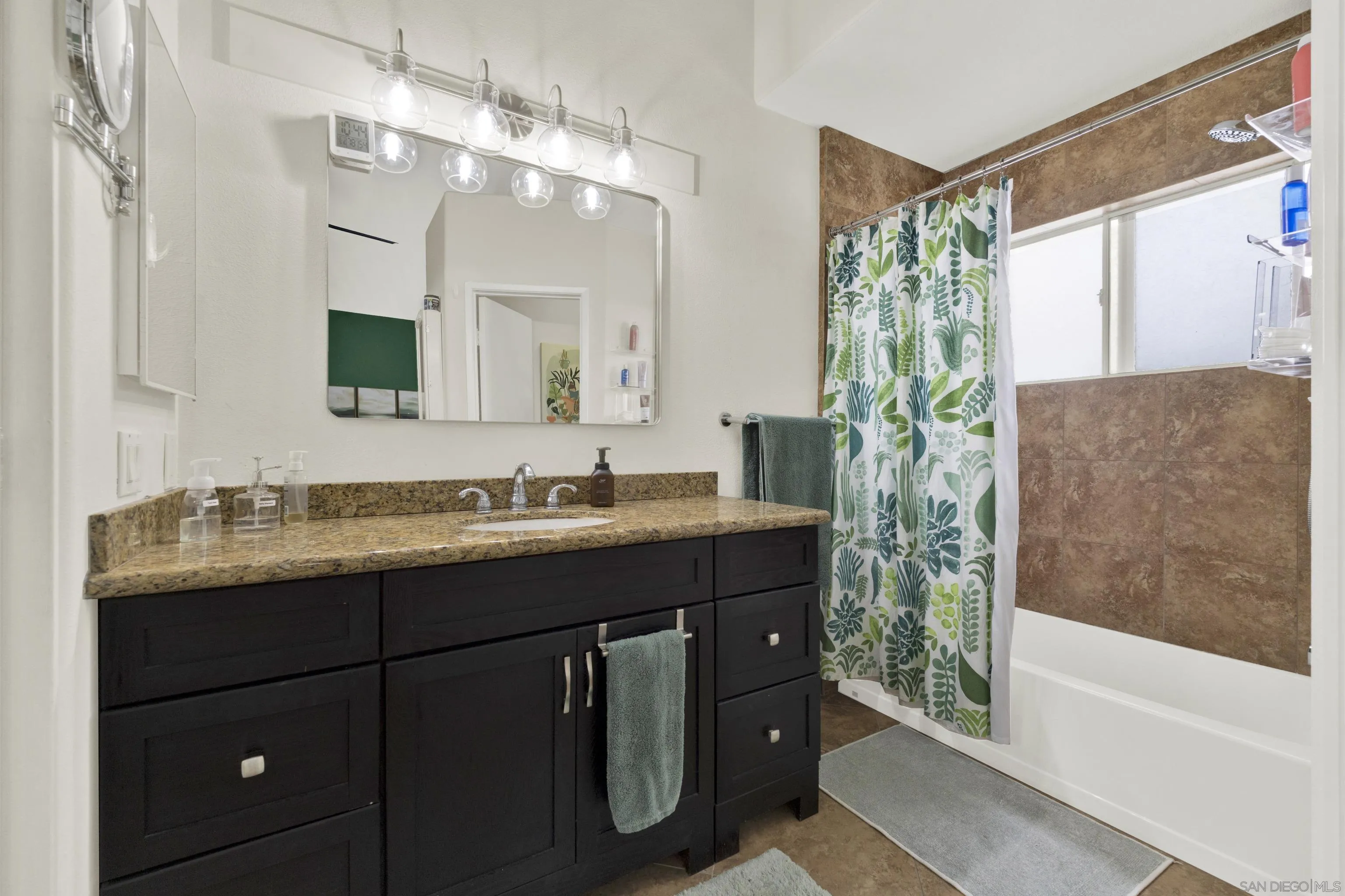 https://cdn.realtyfeed.com/cdn/127/260022777/5f3c40aa65eda6c6505744675a2fa72d.webp