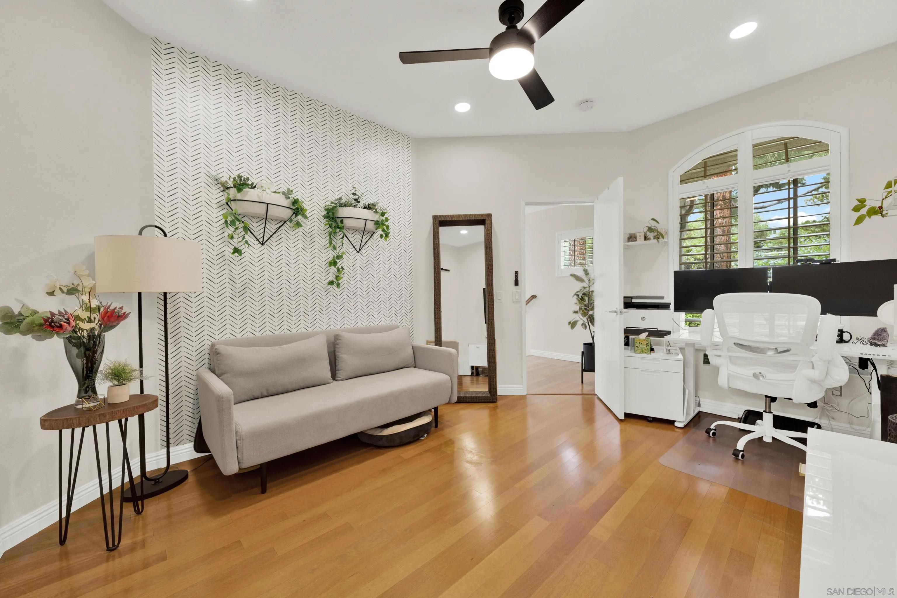 https://cdn.realtyfeed.com/cdn/127/260022777/82a6c857238a59650b86d9bdbedf68ea.webp