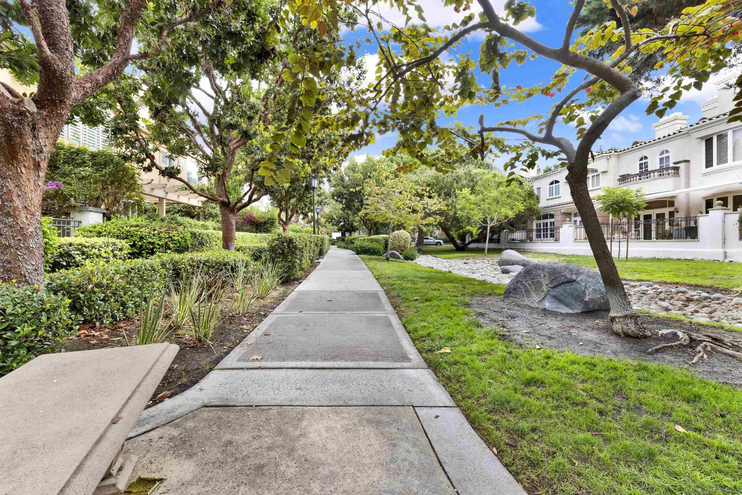 https://cdn.realtyfeed.com/cdn/127/260022777/82b6bd2596f4d103e9bd9ba8b599dd14.webp
