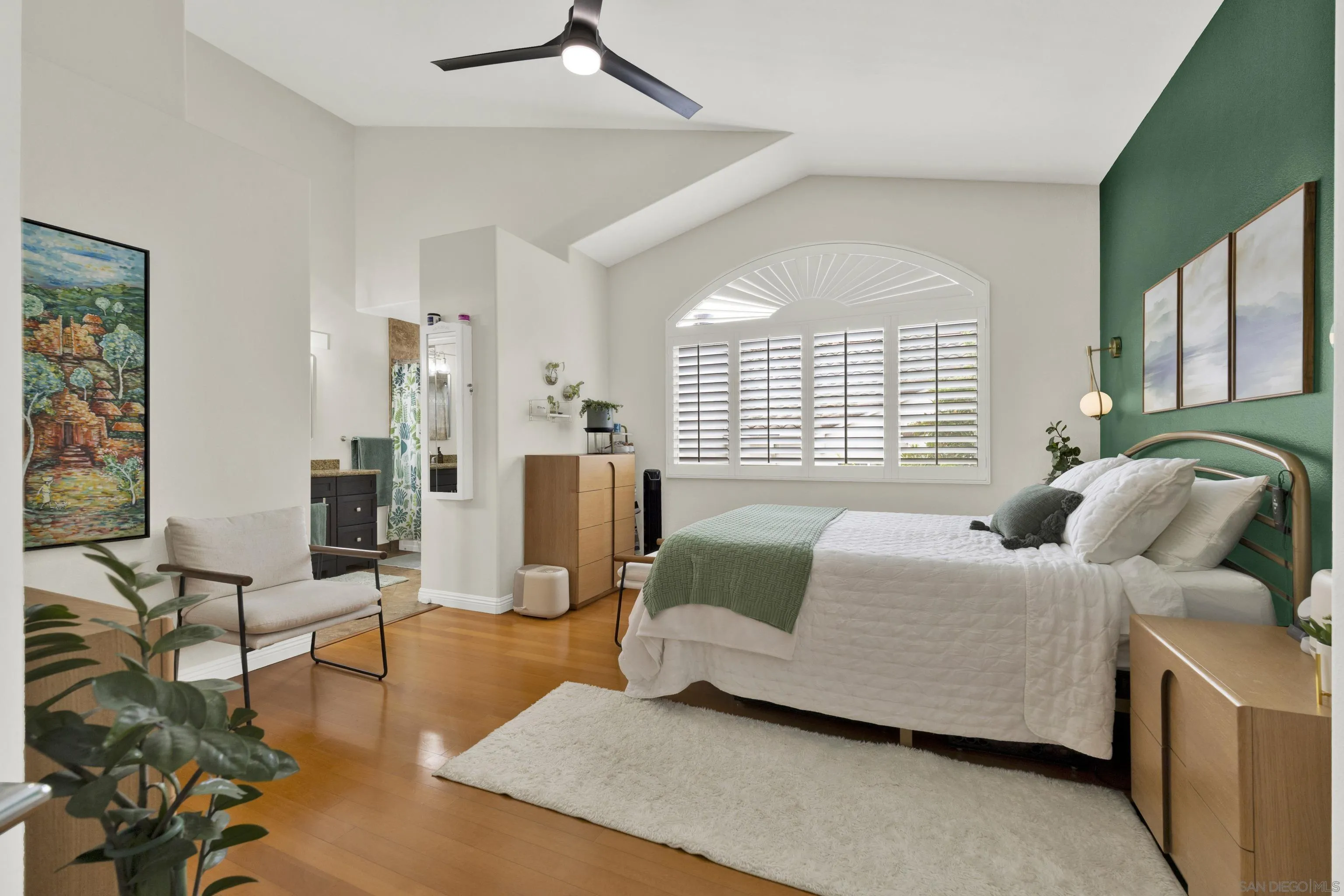 https://cdn.realtyfeed.com/cdn/127/260022777/88ea7e50e89d58c11066409c3af95ecb.webp