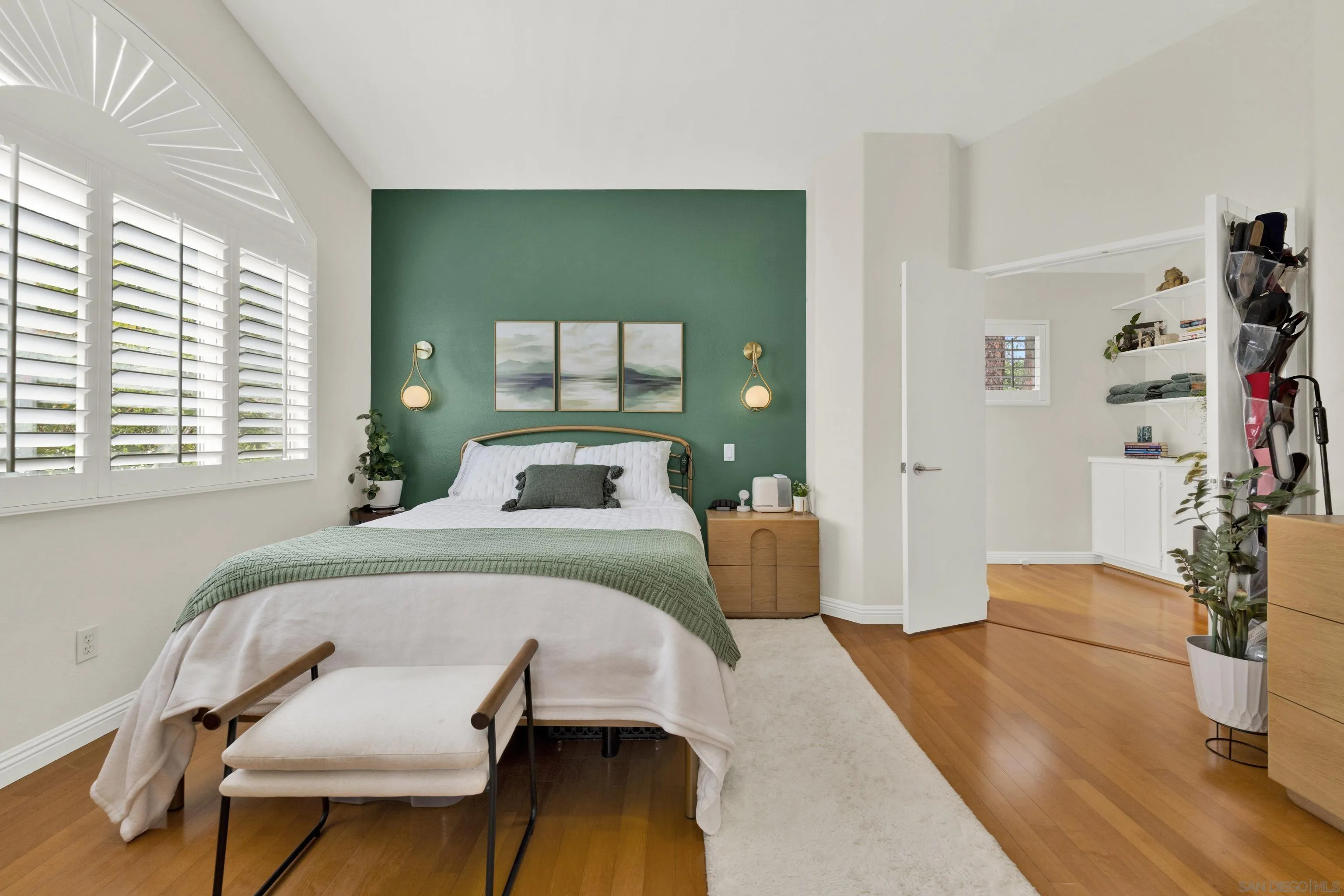 https://cdn.realtyfeed.com/cdn/127/260022777/894e0035861ef834953cd6b0ba7ab695.webp