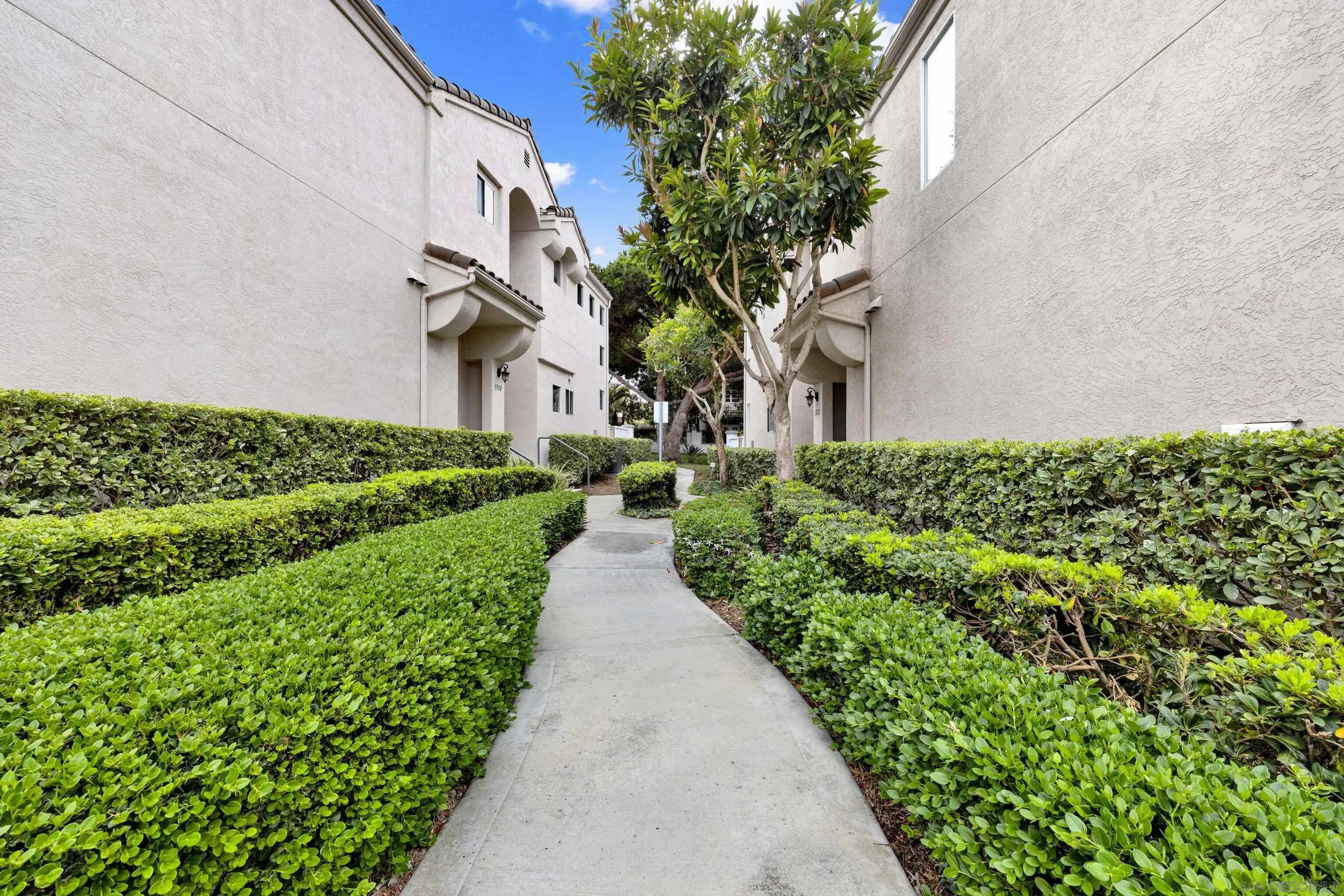 https://cdn.realtyfeed.com/cdn/127/260022777/9af39e86680c6d74b1ad8ac141379aa2.webp