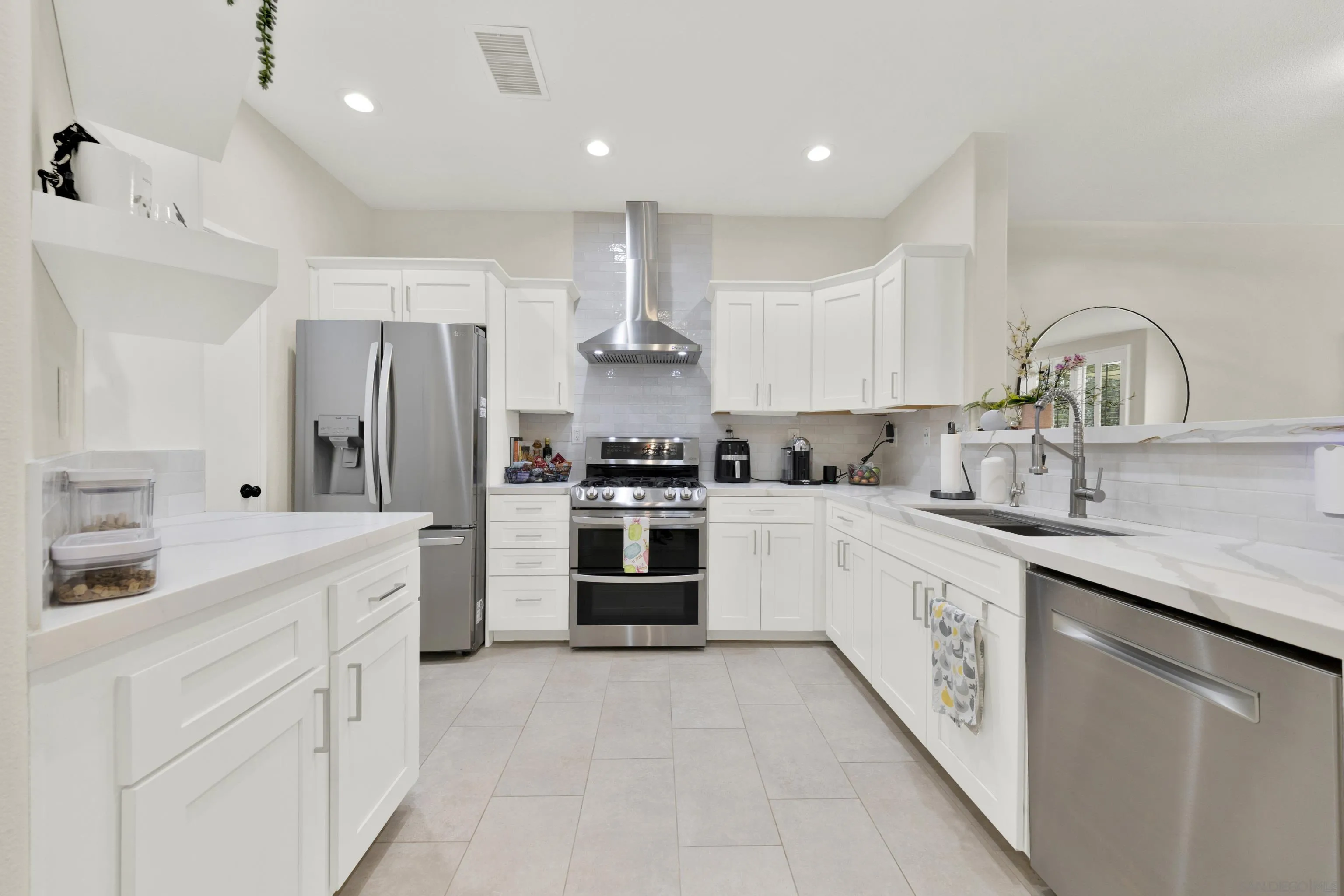 https://cdn.realtyfeed.com/cdn/127/260022777/acabee576507fc5734d2f4e34e20fb4e.webp