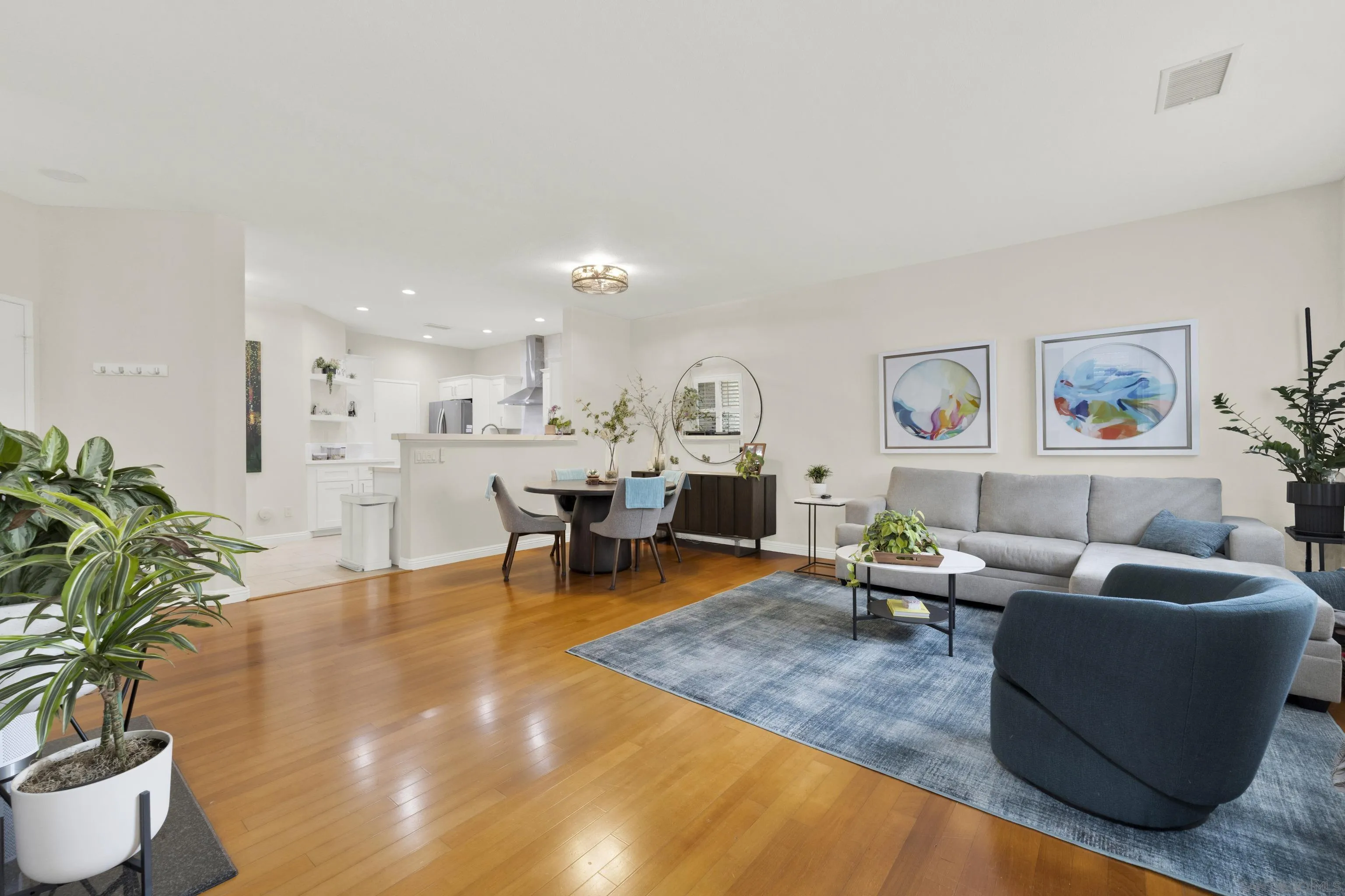https://cdn.realtyfeed.com/cdn/127/260022777/ff74aae5a69e1a61cc0a33f863a6a38e.webp