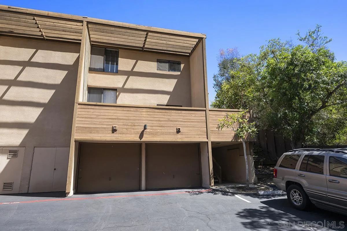 https://cdn.realtyfeed.com/cdn/127/260022778/0a50bcf2573376987bab3b2cbc845bb1.webp