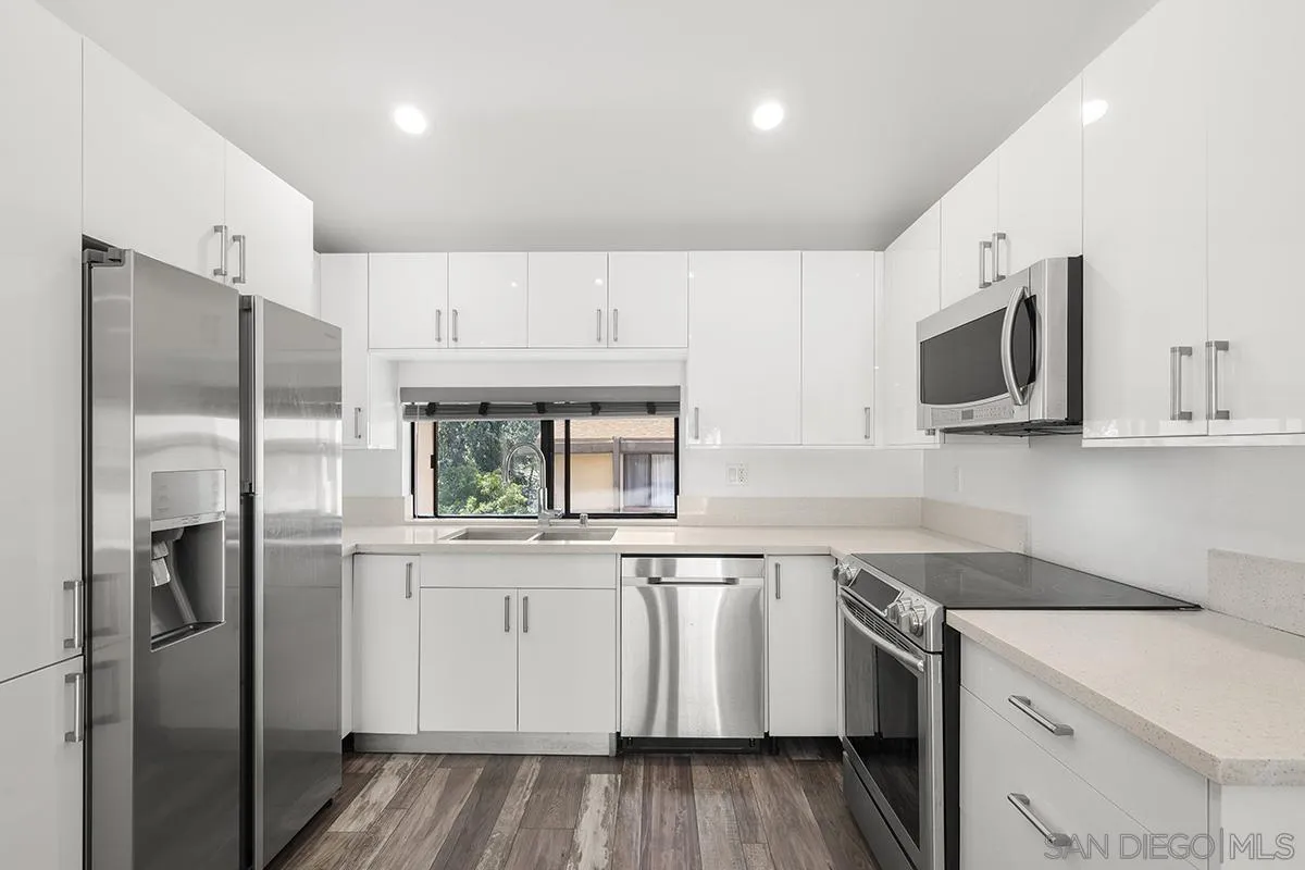 https://cdn.realtyfeed.com/cdn/127/260022778/cc8a1c038aed25c6cbcec9b2cf02082f.webp