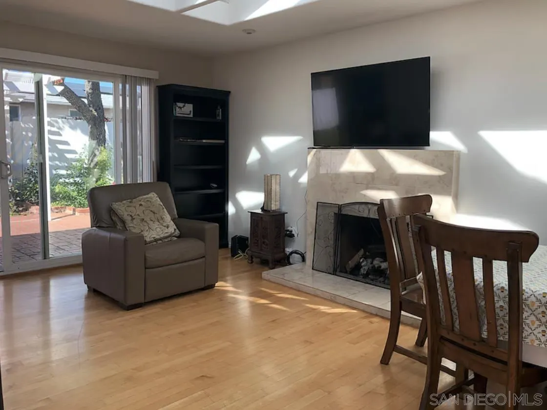 6857 Radcliffe Dr, San Diego, CA 92122 - Photo 4 of 18, San Diego, CA