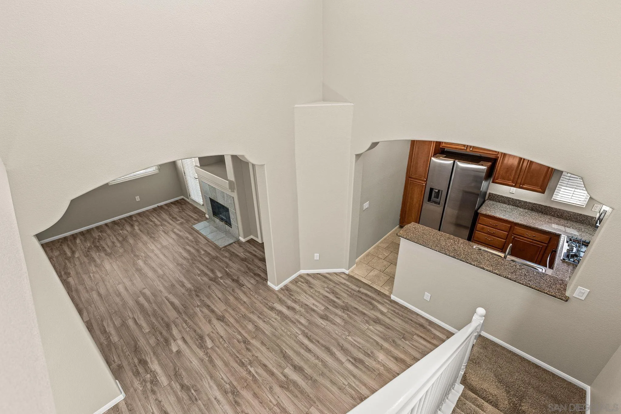 https://cdn.realtyfeed.com/cdn/127/260022785/323861ba03637b4cf5de0b73f8021b8f.webp