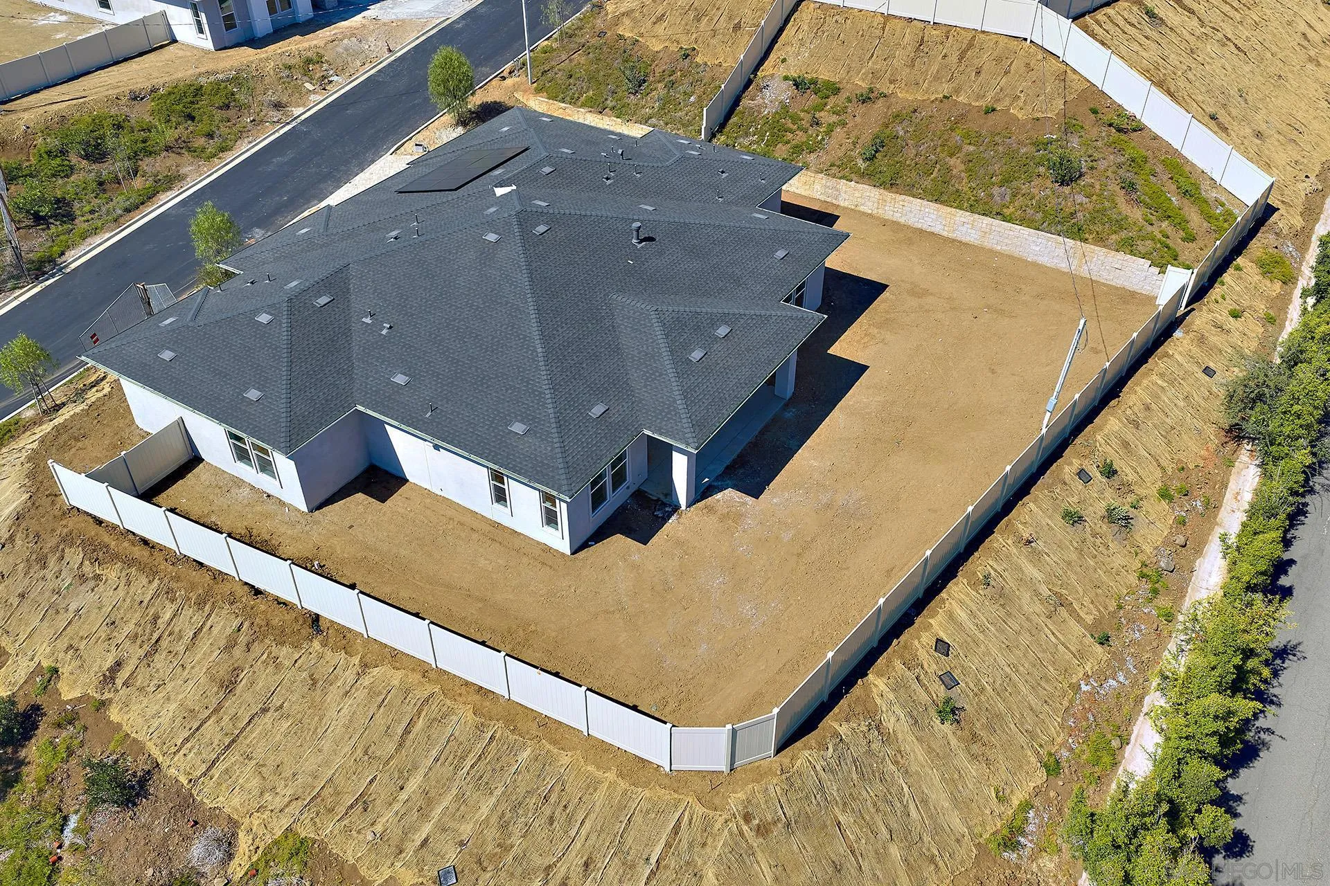 https://cdn.realtyfeed.com/cdn/127/260022787/53ea49cfd7b5998f2a88fb4cc83265c7.webp