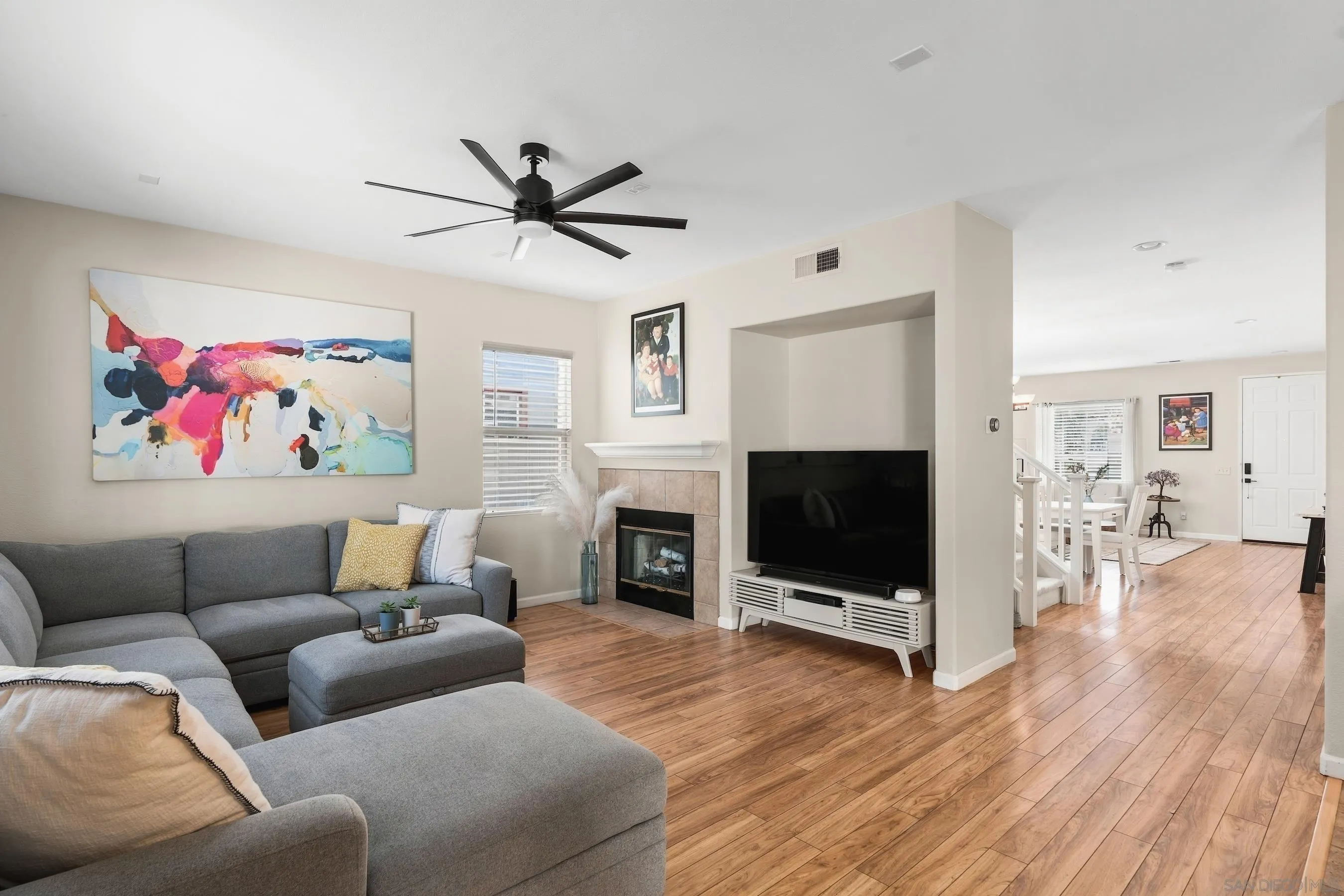 https://cdn.realtyfeed.com/cdn/127/260022788/018d29bcc8988679e9f506e38ac21249.webp