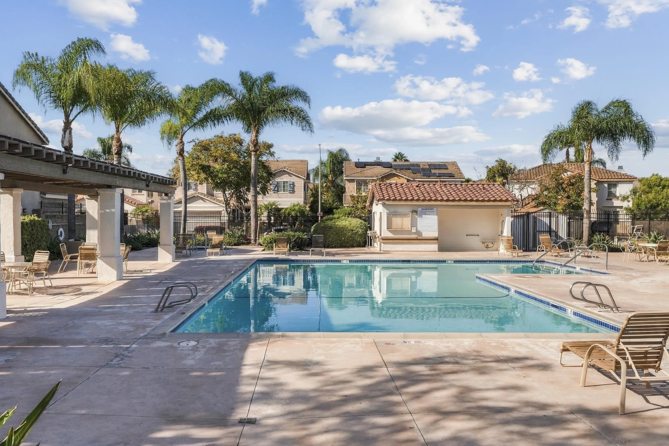 https://cdn.realtyfeed.com/cdn/127/260022788/905998b977f3d1615eee88d7e3dde247.webp