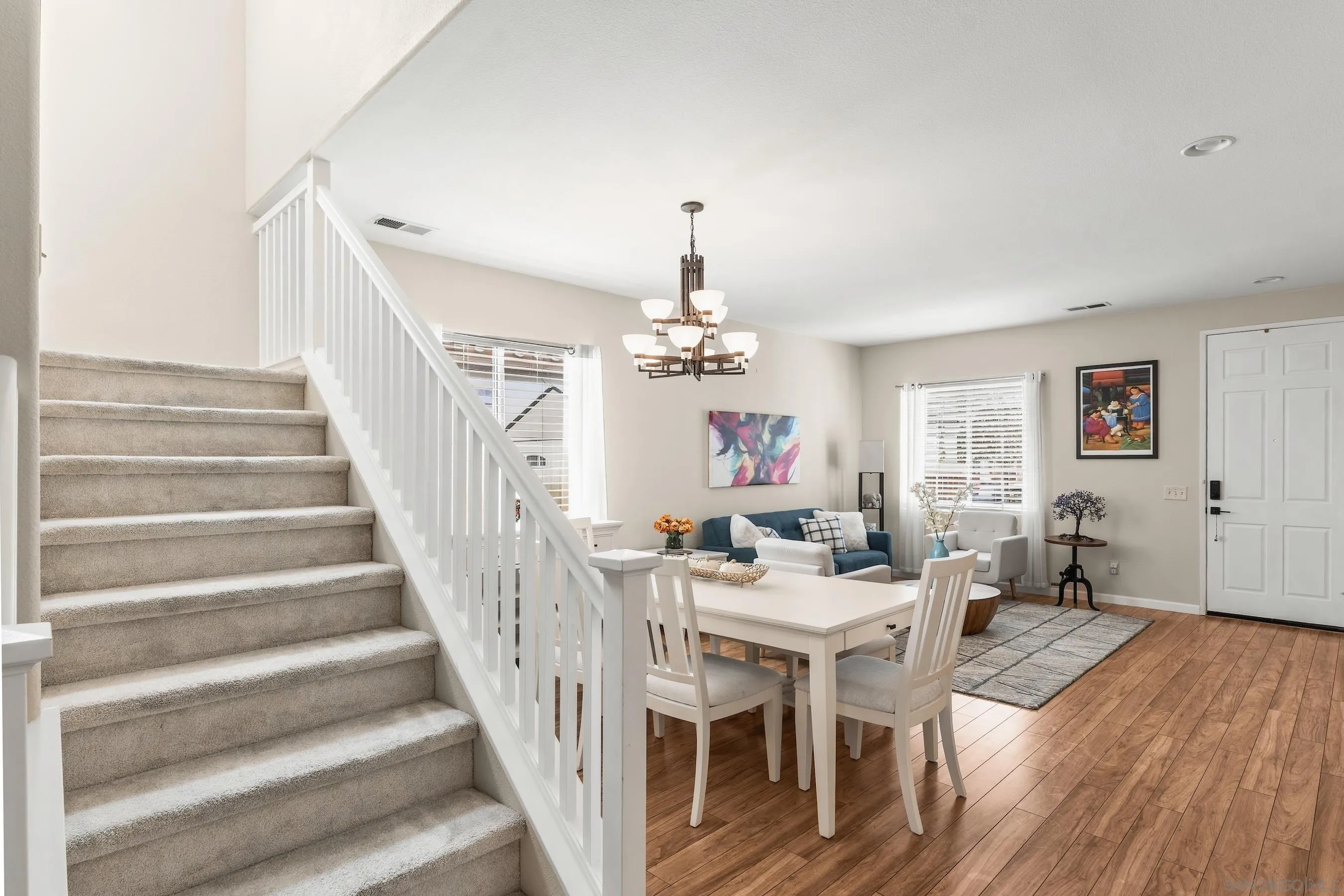 https://cdn.realtyfeed.com/cdn/127/260022788/e570703427d887a4f0819832c66e700a.webp