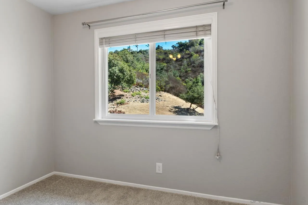 https://cdn.realtyfeed.com/cdn/127/260022789/1263b87c04d8f405042db44170d33c9f.webp