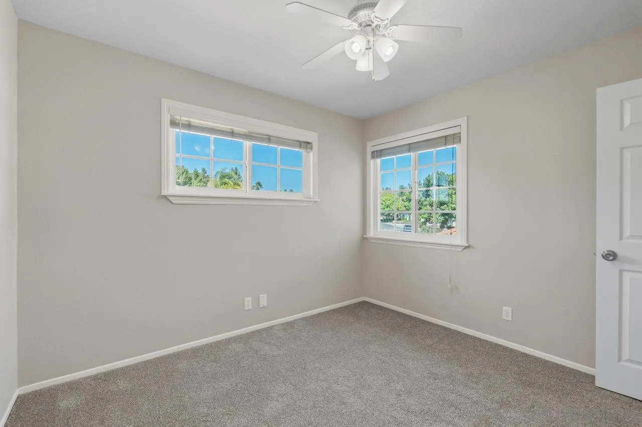 https://cdn.realtyfeed.com/cdn/127/260022789/1743e3ecaebbe8b10f94a598be69ef6a.webp