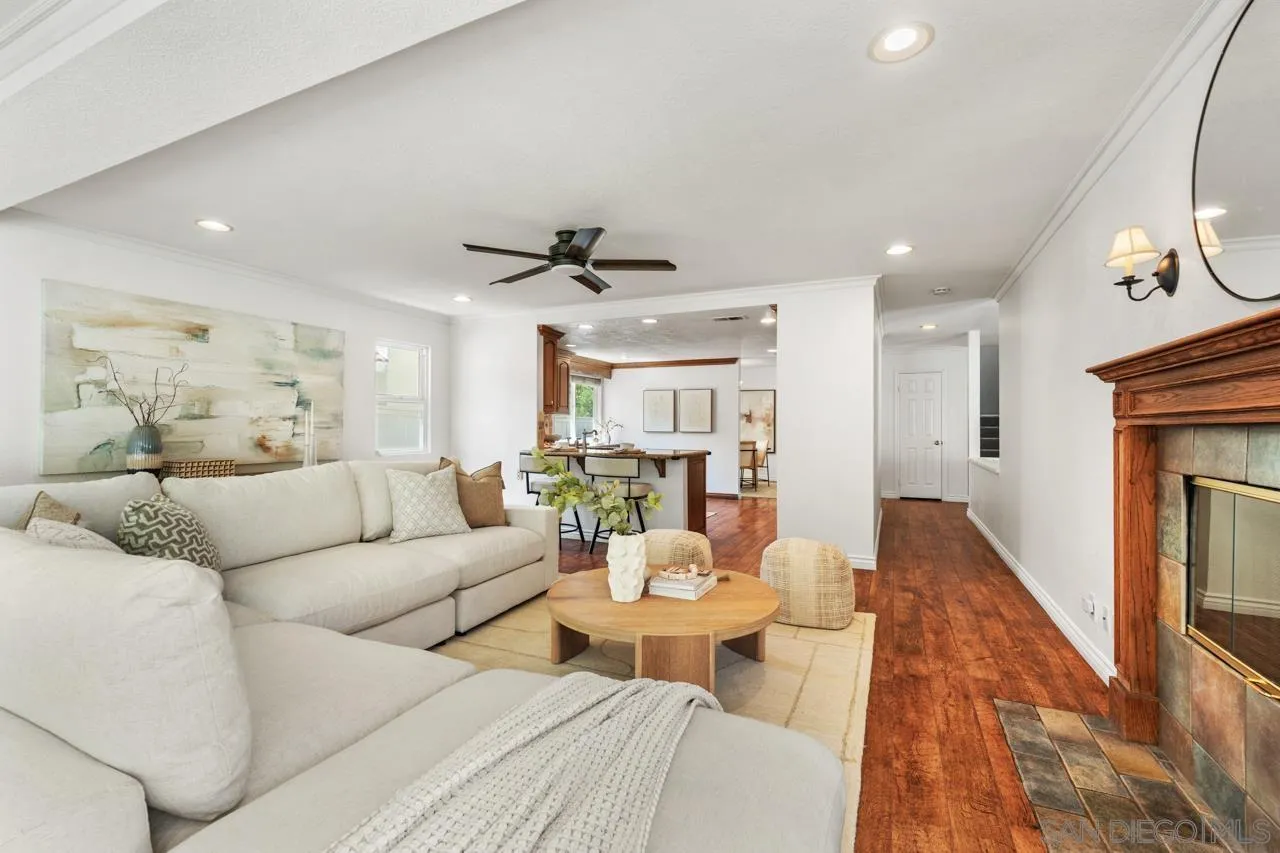 https://cdn.realtyfeed.com/cdn/127/260022789/358e2f2645c954e3edf1dcb810031a4b.webp