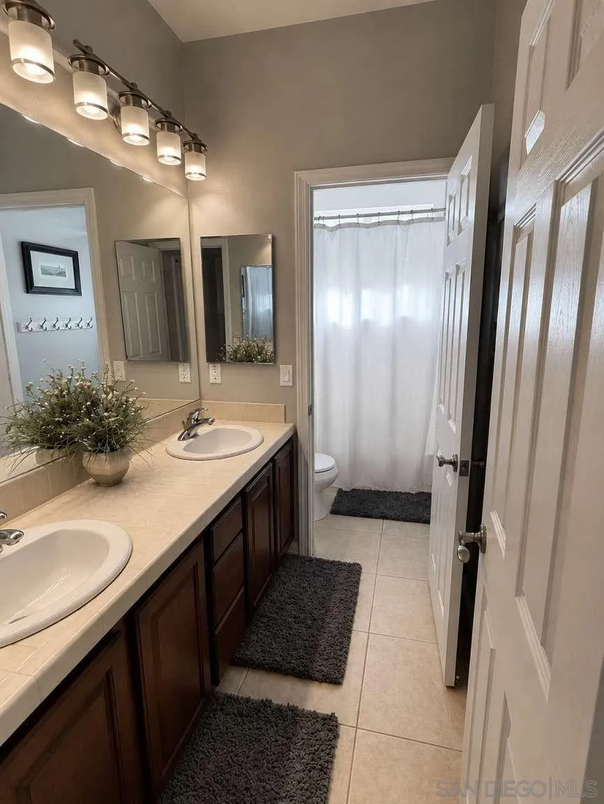 https://cdn.realtyfeed.com/cdn/127/260022795/24190f381d9f54687788e525626cce54.webp