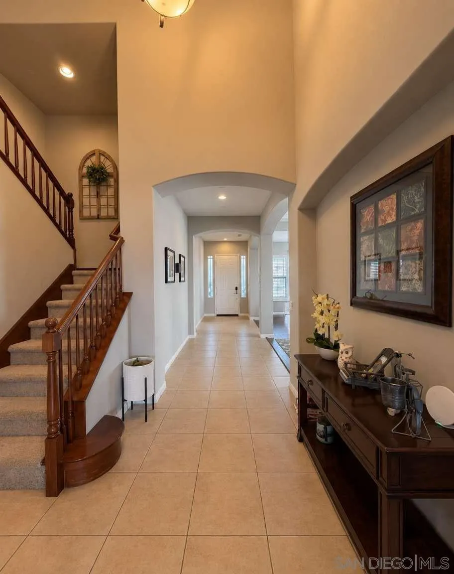 https://cdn.realtyfeed.com/cdn/127/260022795/92806bc673f01a88ec8663e4c1785c47.webp