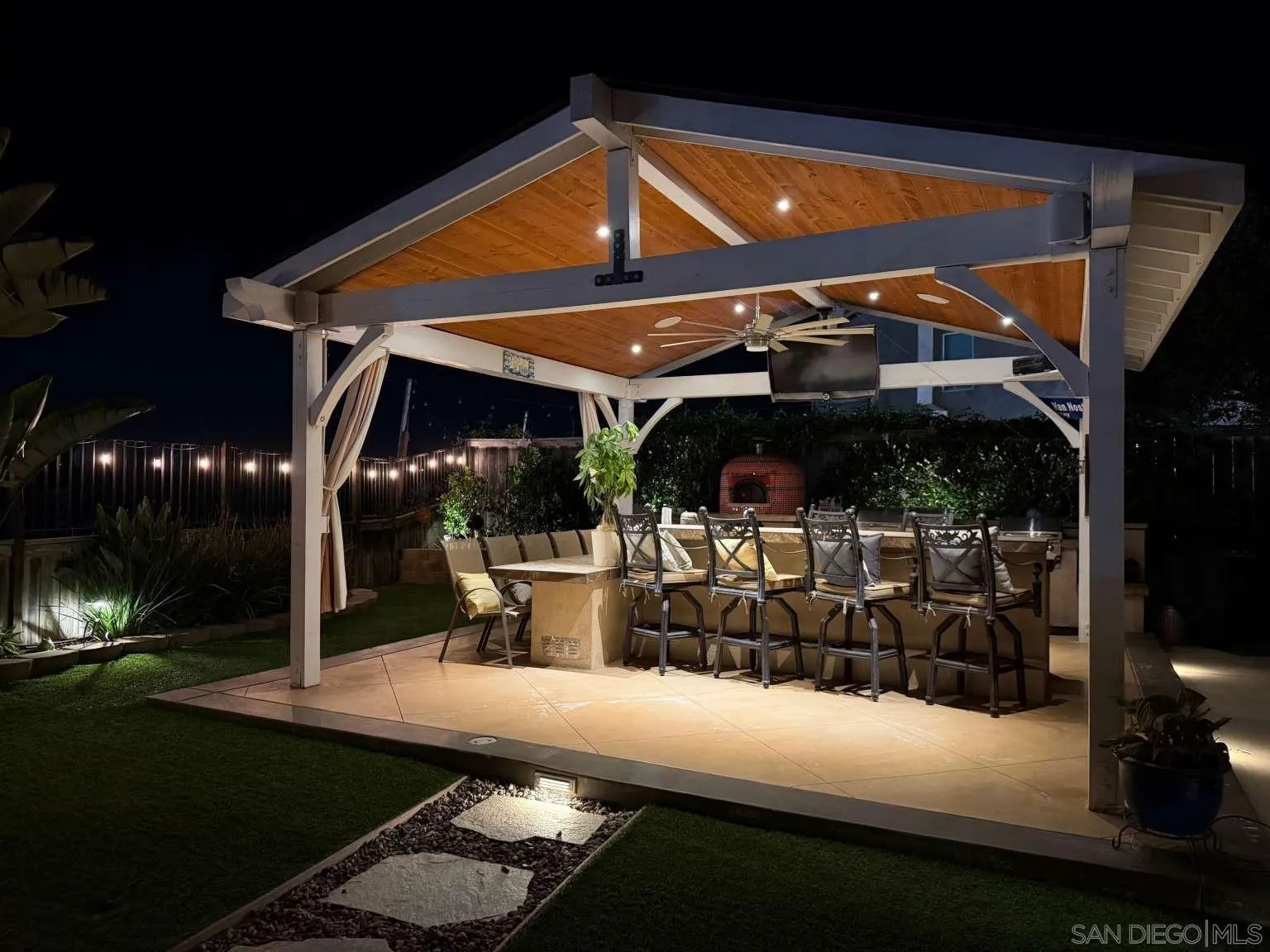 https://cdn.realtyfeed.com/cdn/127/260022795/96a62cf1ddff33d1aeaf7b43344e129f.webp