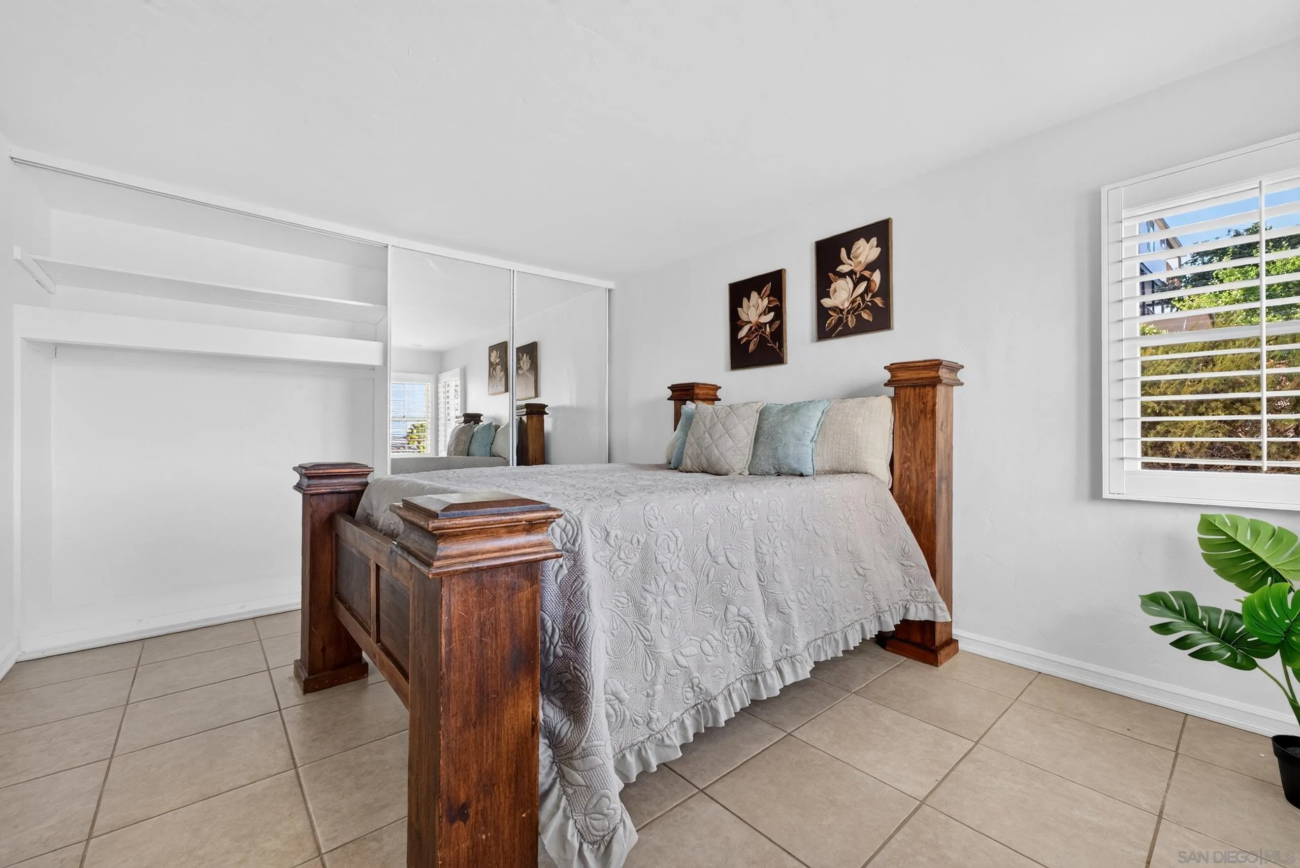 https://cdn.realtyfeed.com/cdn/127/260022796/b2a911cb01f99f62d9b9b60b901a2e66.webp