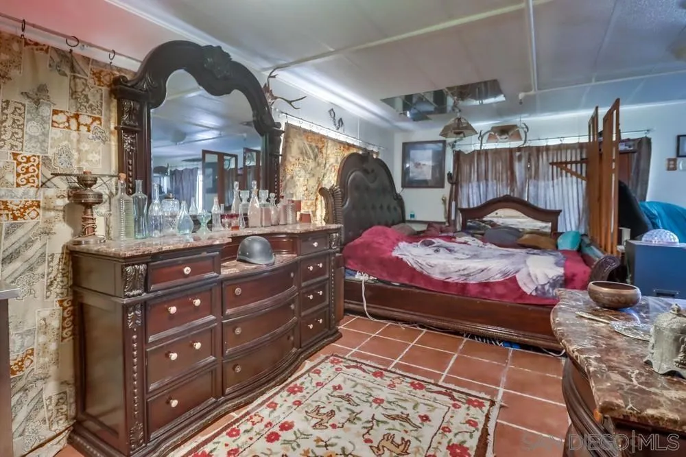 2052 Boulder Oaks Rd, Potrero, CA 91963 - Photo 5 of 11, Potrero, CA