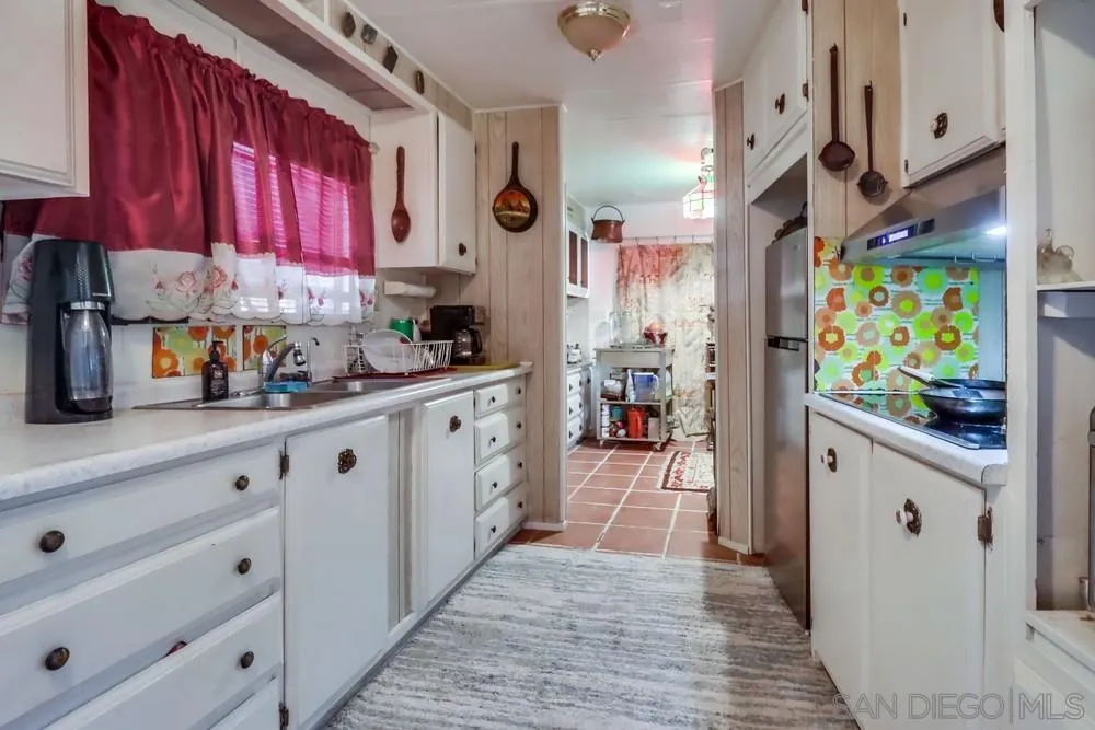2052 Boulder Oaks Rd, Potrero, CA 91963 - Photo 4 of 11, Potrero, CA