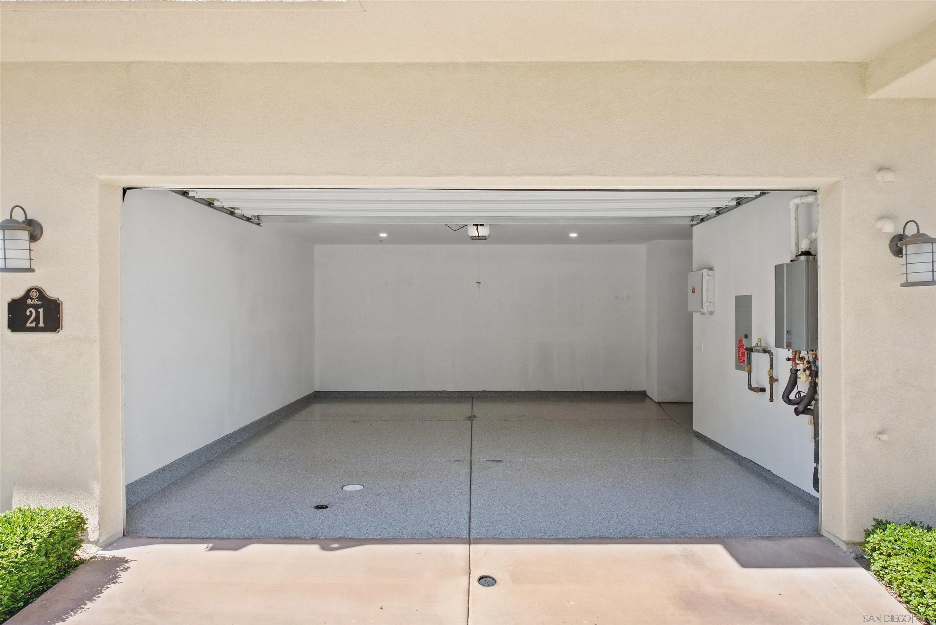 https://cdn.realtyfeed.com/cdn/127/260022801/089d528bdf20795c65c8204bd5f4cb84.webp